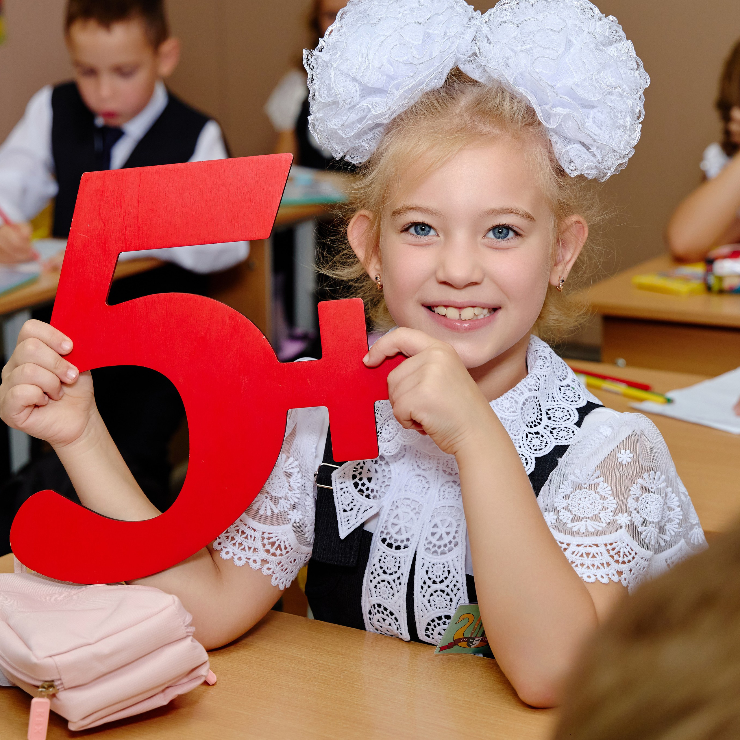 Альбом для 1 класса (персональный). Фотограф Выпускные альбомы Таганрог Сергей Коробченко