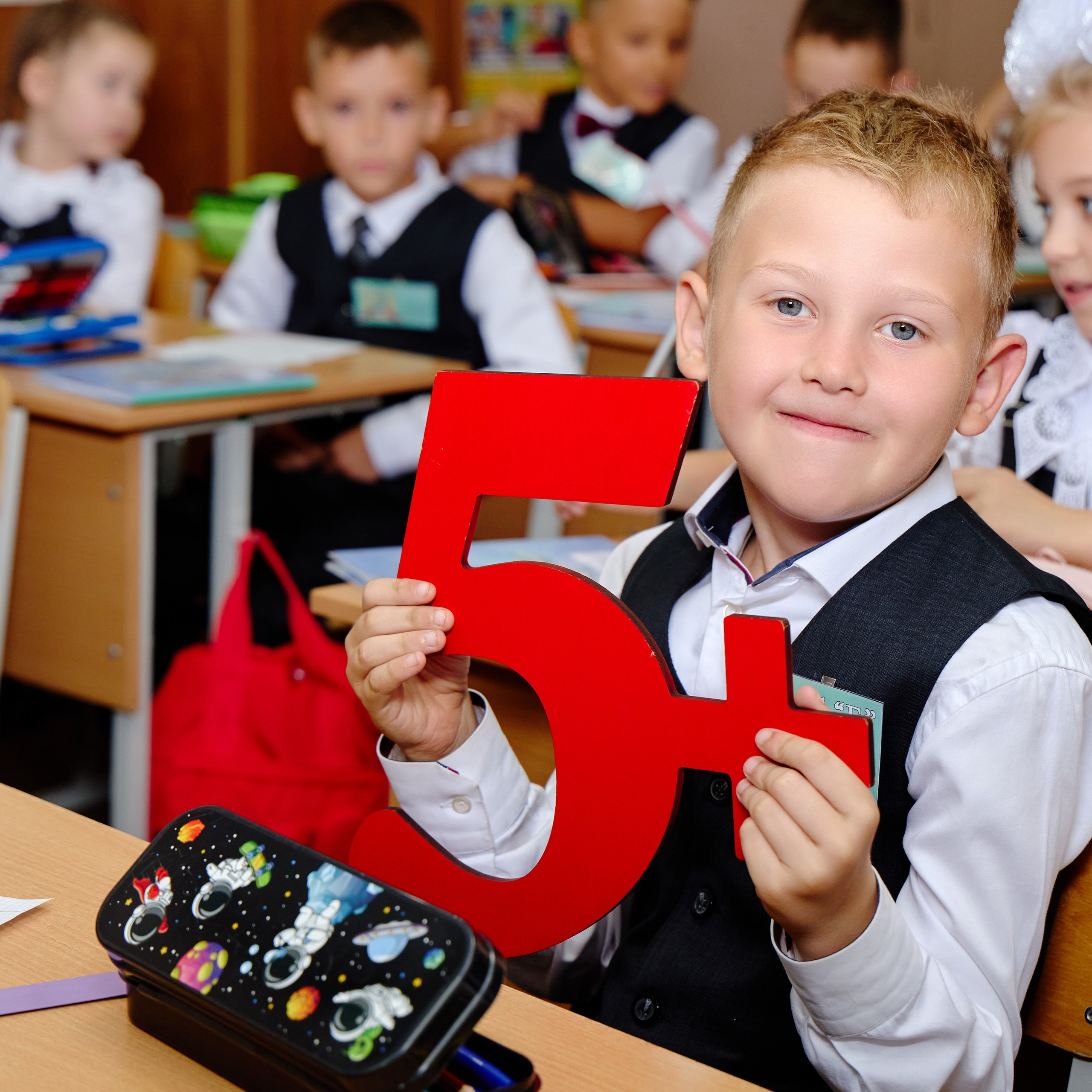 Альбом для 1 класса (персональный). Фотограф Выпускные альбомы Таганрог Сергей Коробченко