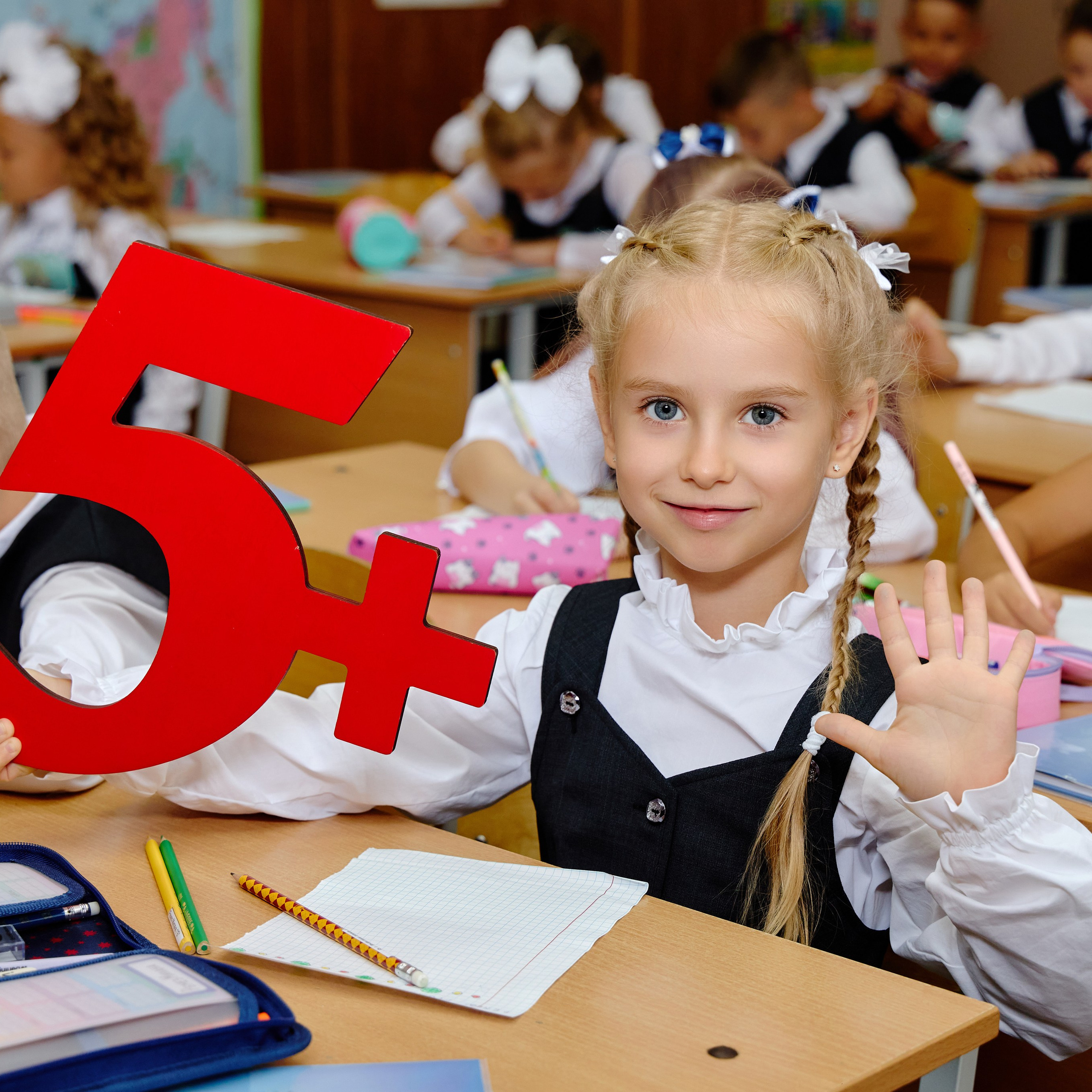 Альбом для 1 класса (персональный). Фотограф Выпускные альбомы Таганрог Сергей Коробченко