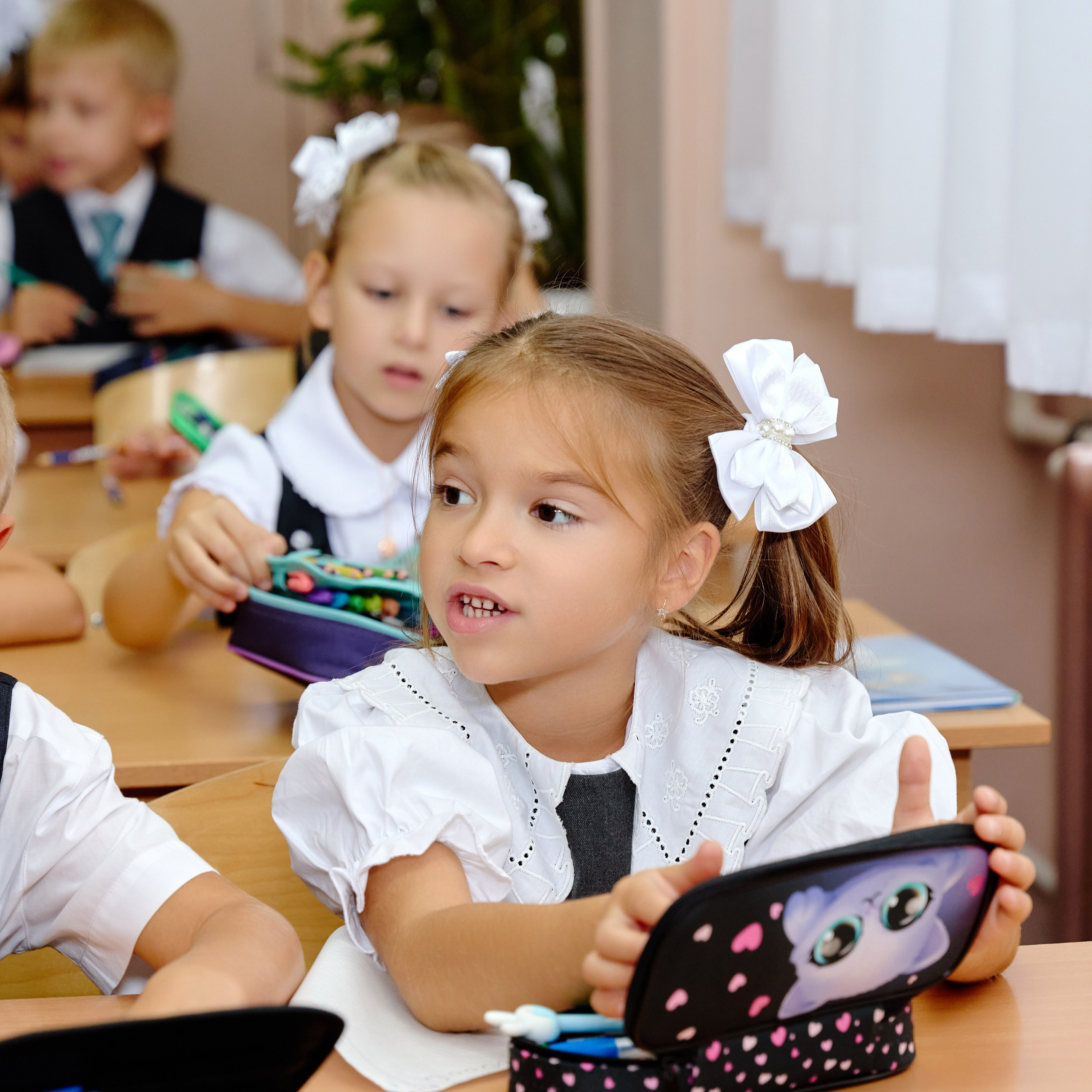 Альбом для 1 класса (персональный). Фотограф Выпускные альбомы Таганрог Сергей Коробченко