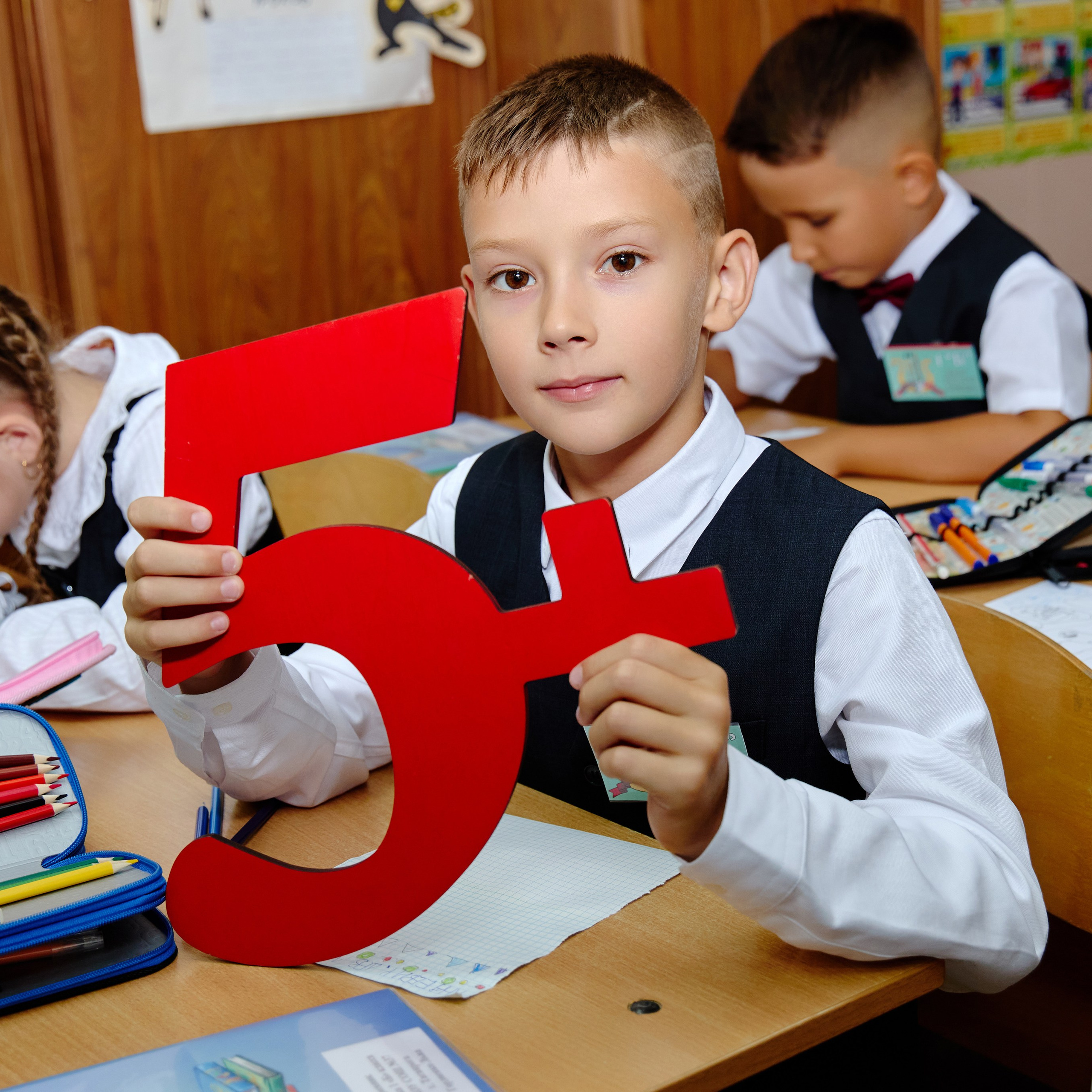 Альбом для 1 класса (персональный). Фотограф Выпускные альбомы Таганрог Сергей Коробченко