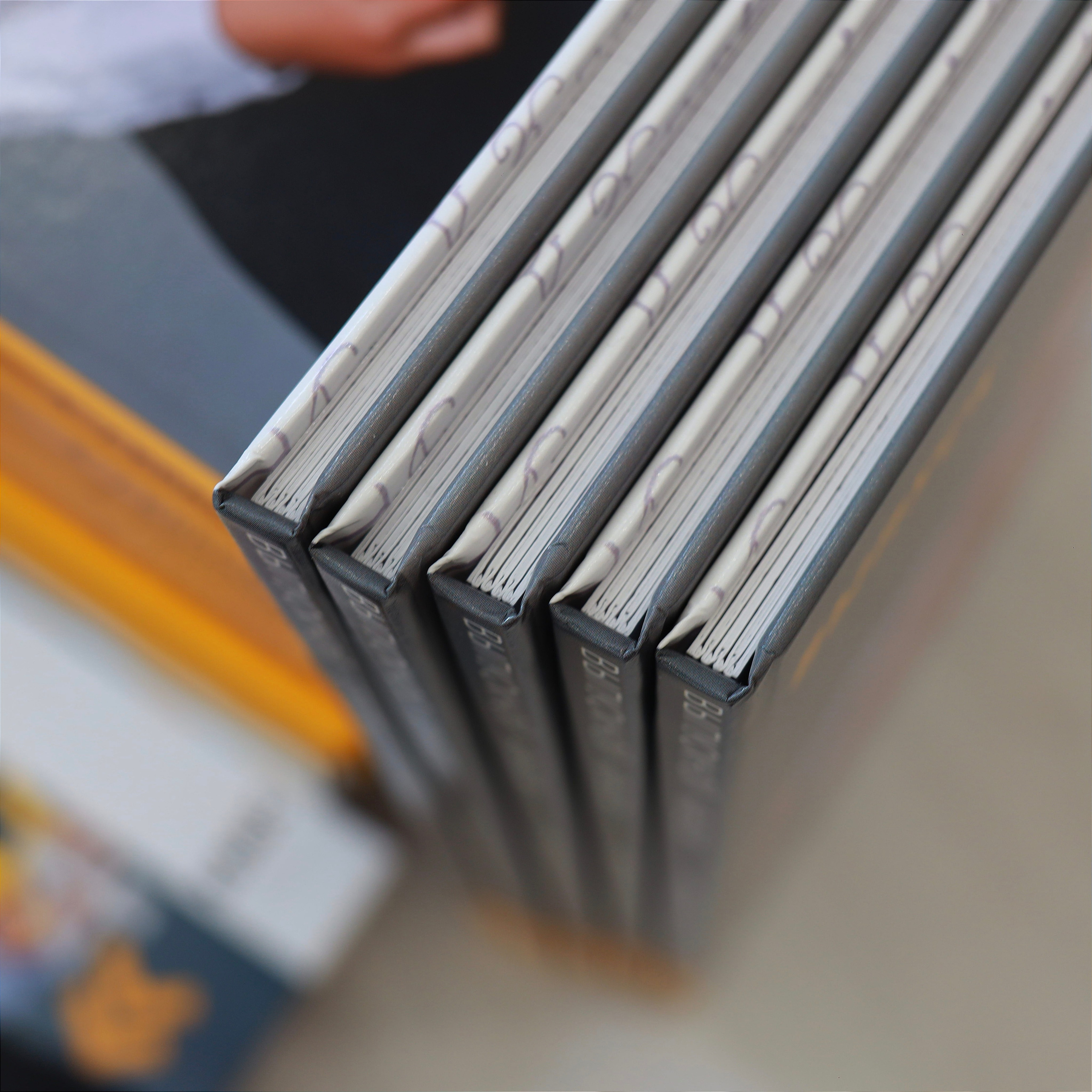 Выпускные альбомы Таганрог. Фотограф Выпускные альбомы Таганрог Сергей Коробченко