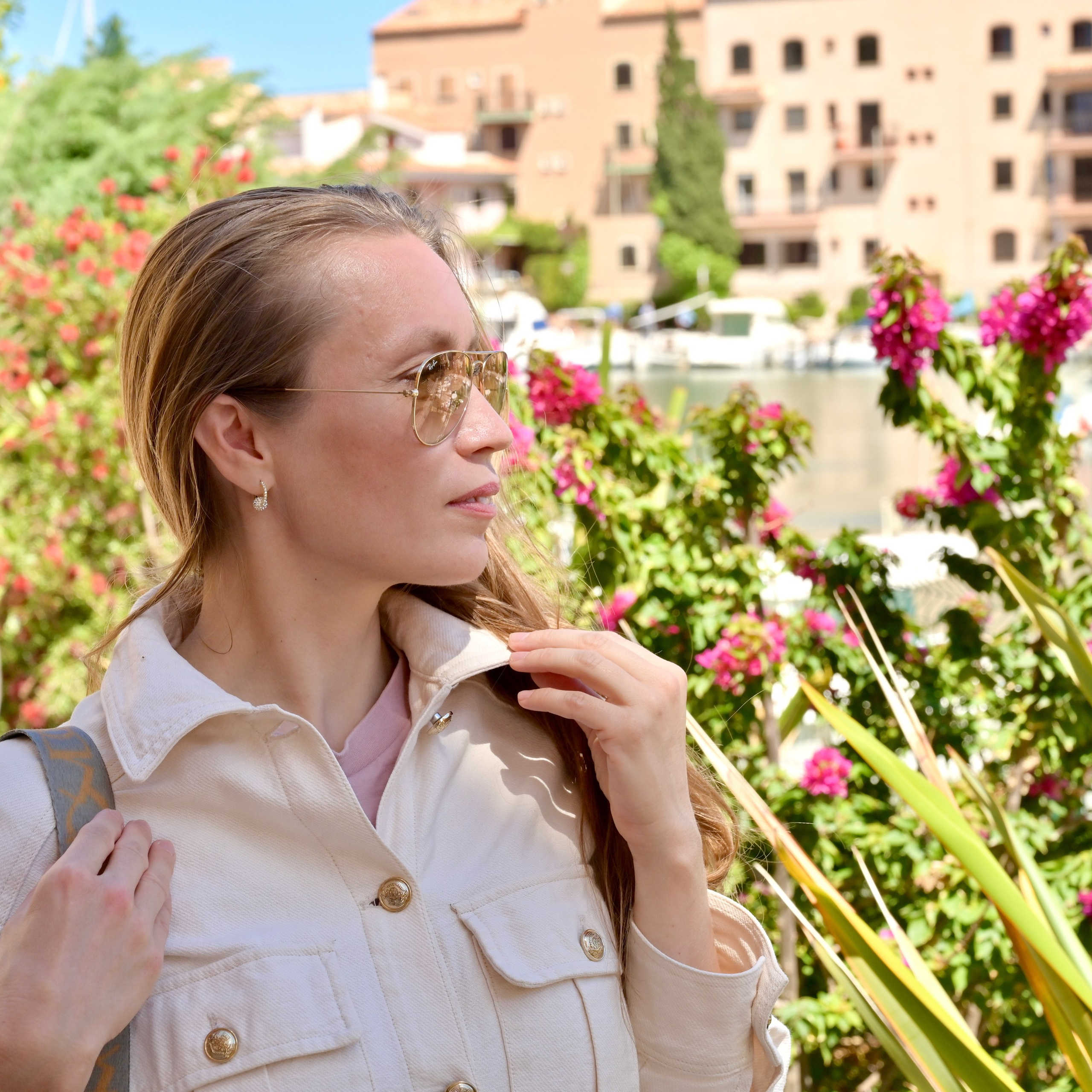 Потр Саплая в пригороде Альборая недалеко от Валенсии (Испания) уникальное место для отдыха и фотосессий. Добраться можно пешком вдоль плажей Мальваросо и Патакона или на автобусе 112В.