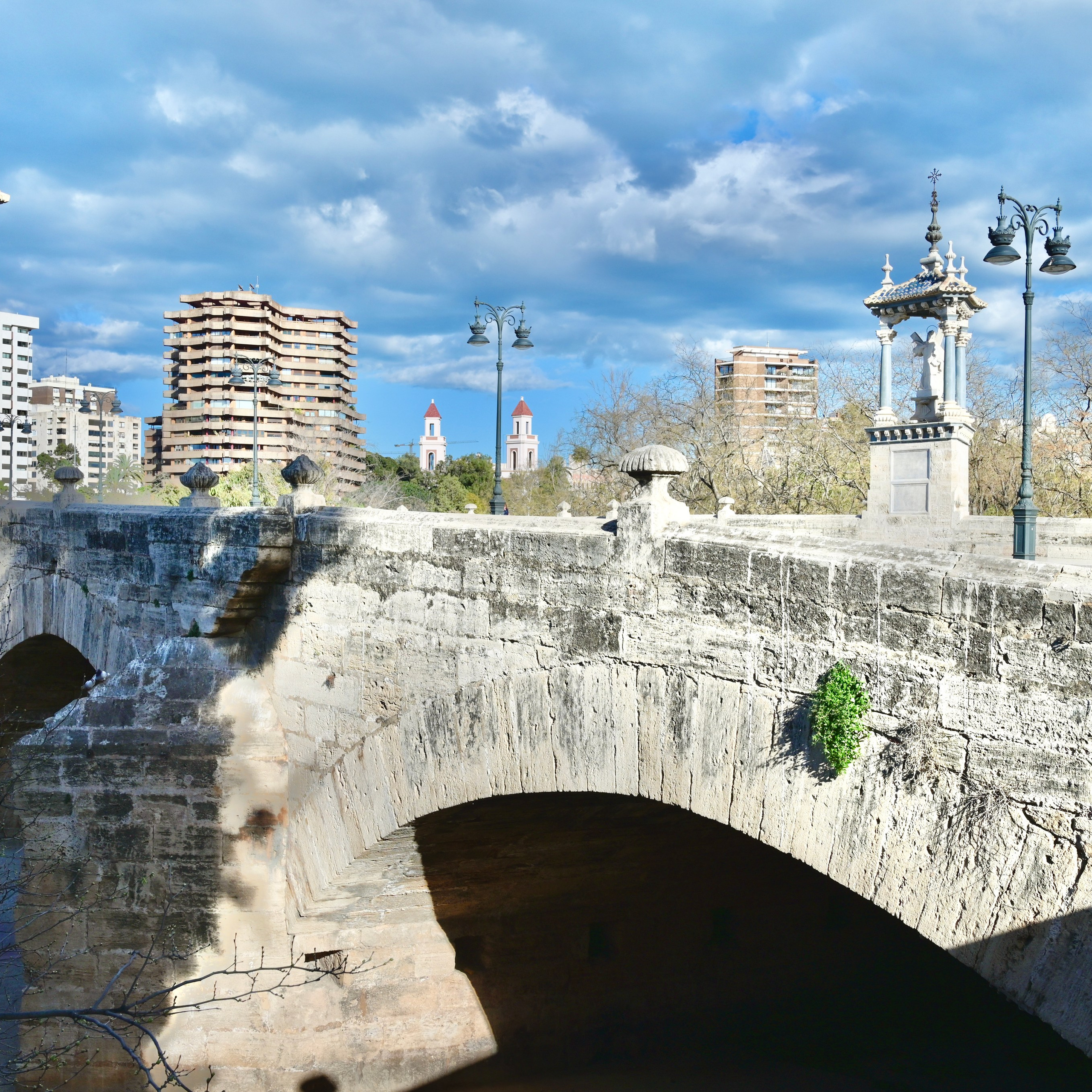 Мосты парка Турия в Валенсии. Гид и фотограф в Валенсии Новиков Михаил