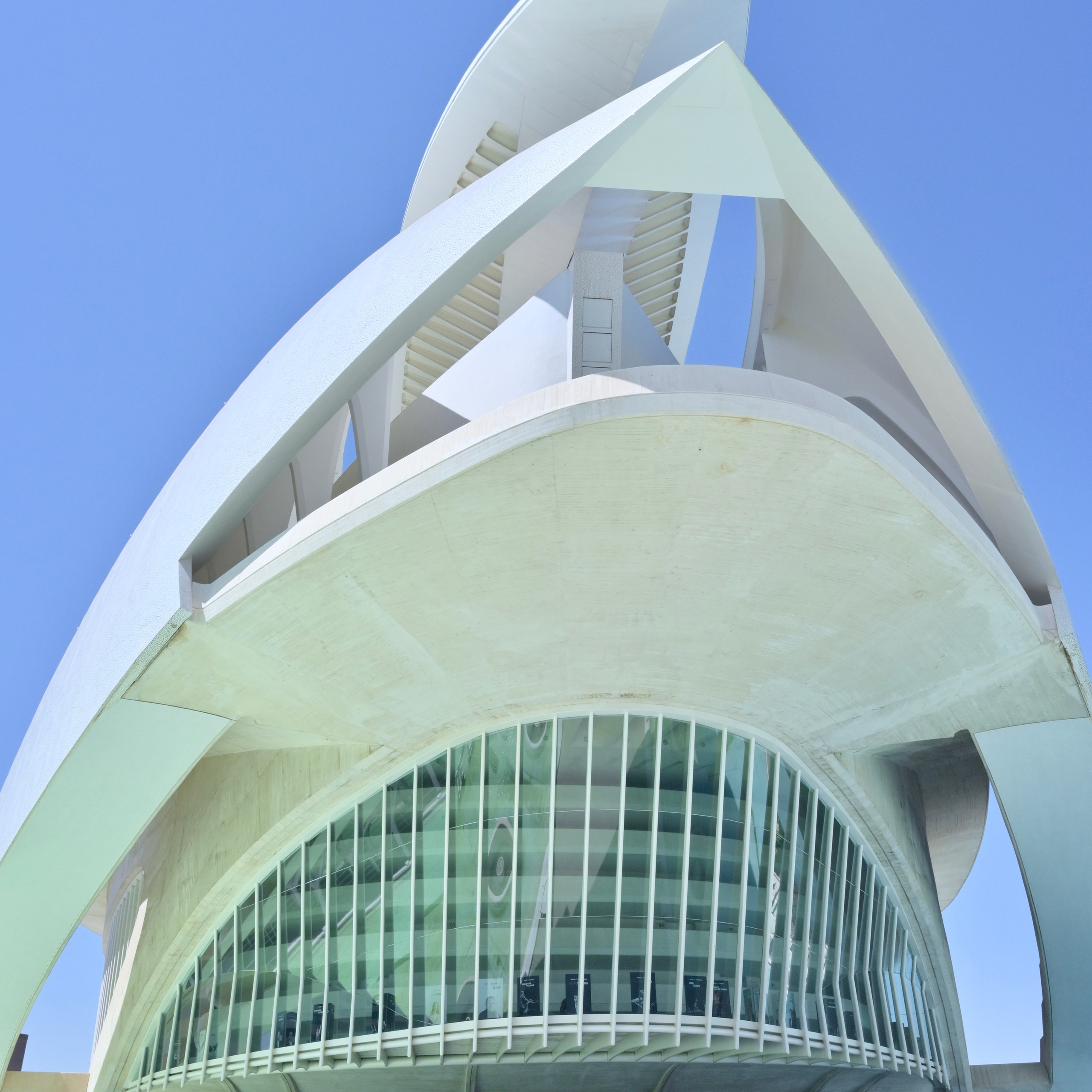 Из средневековой Валенсии в Город искусств и наук через сады Турии. Гид и фотограф в Валенсии Новиков Михаил