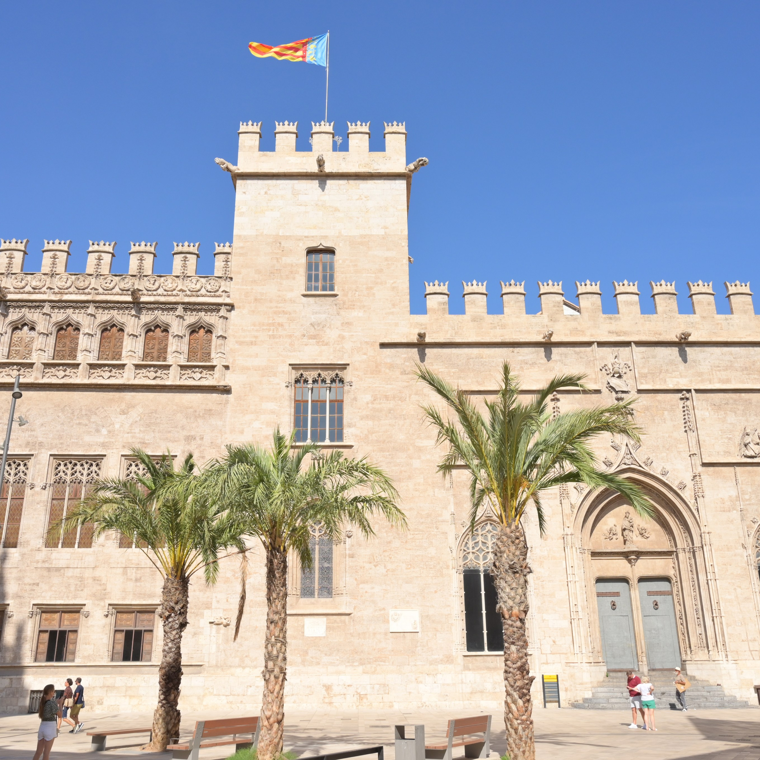 Шёлковая биржа