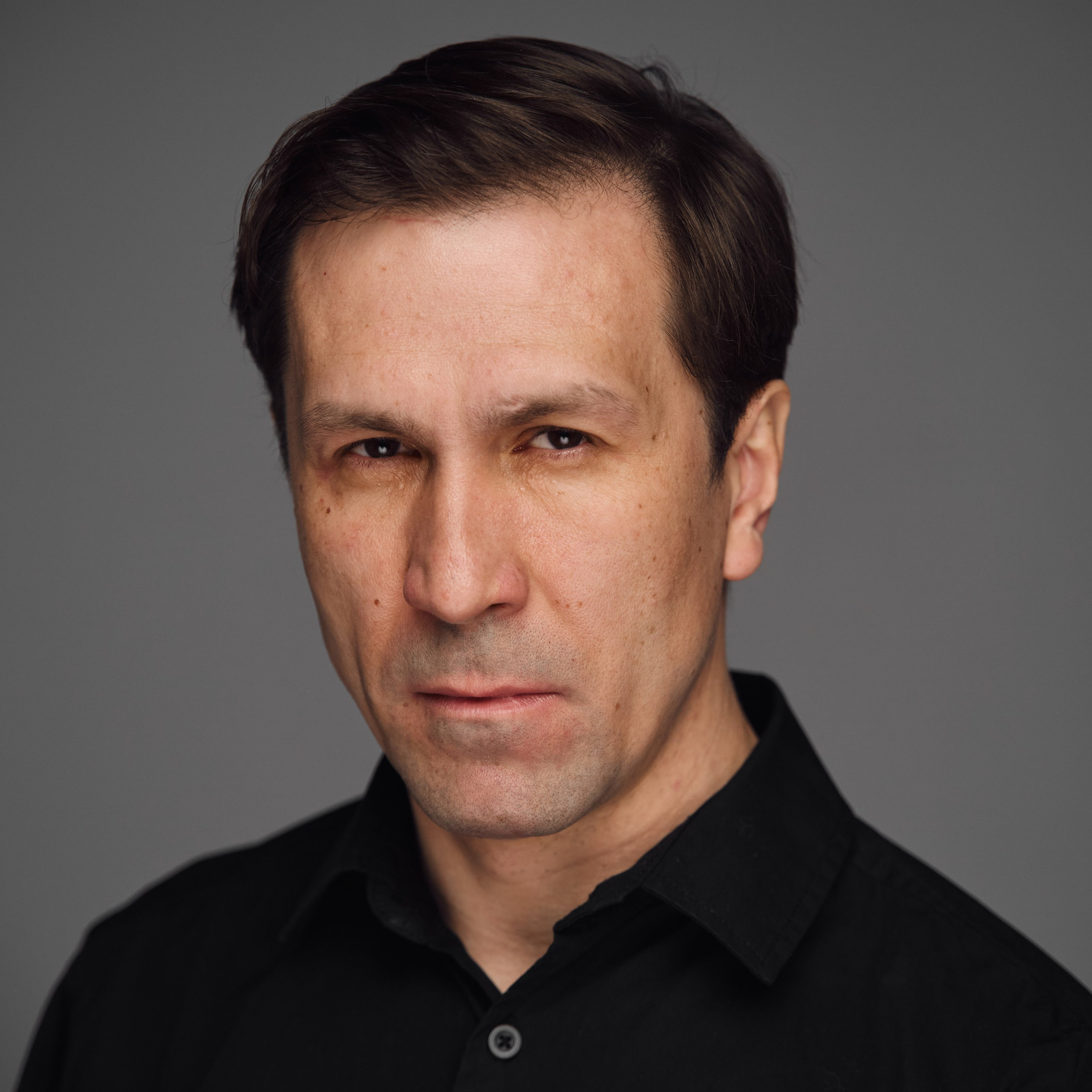 Денис Туров актер кино. Актерское портфолио 2024 года. фотограф Александр Гладкий
