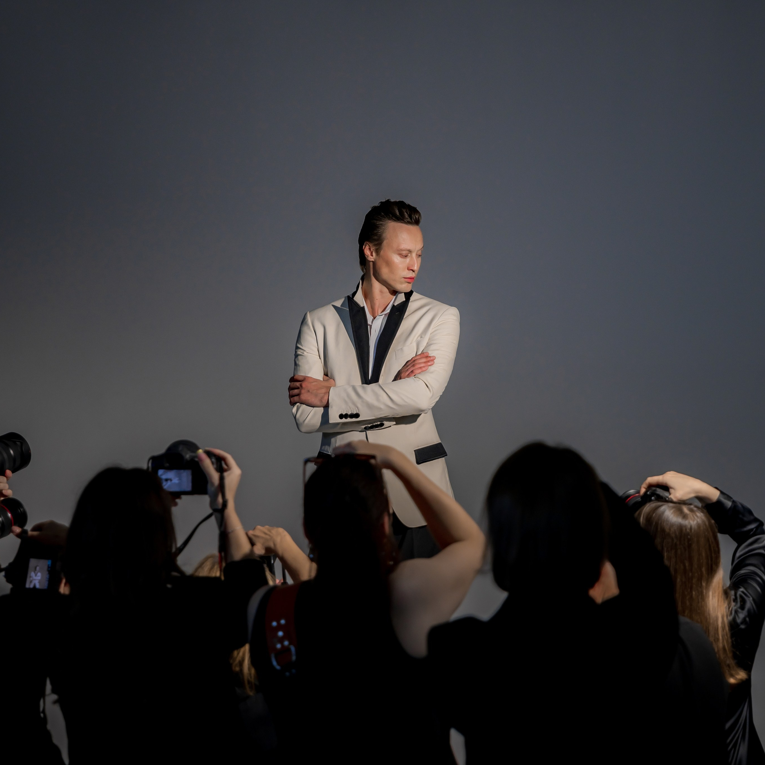 Портретная фотосессия в кафе. Интерьеры, Контент, Портреты | Фотограф в Москве Дани Терно