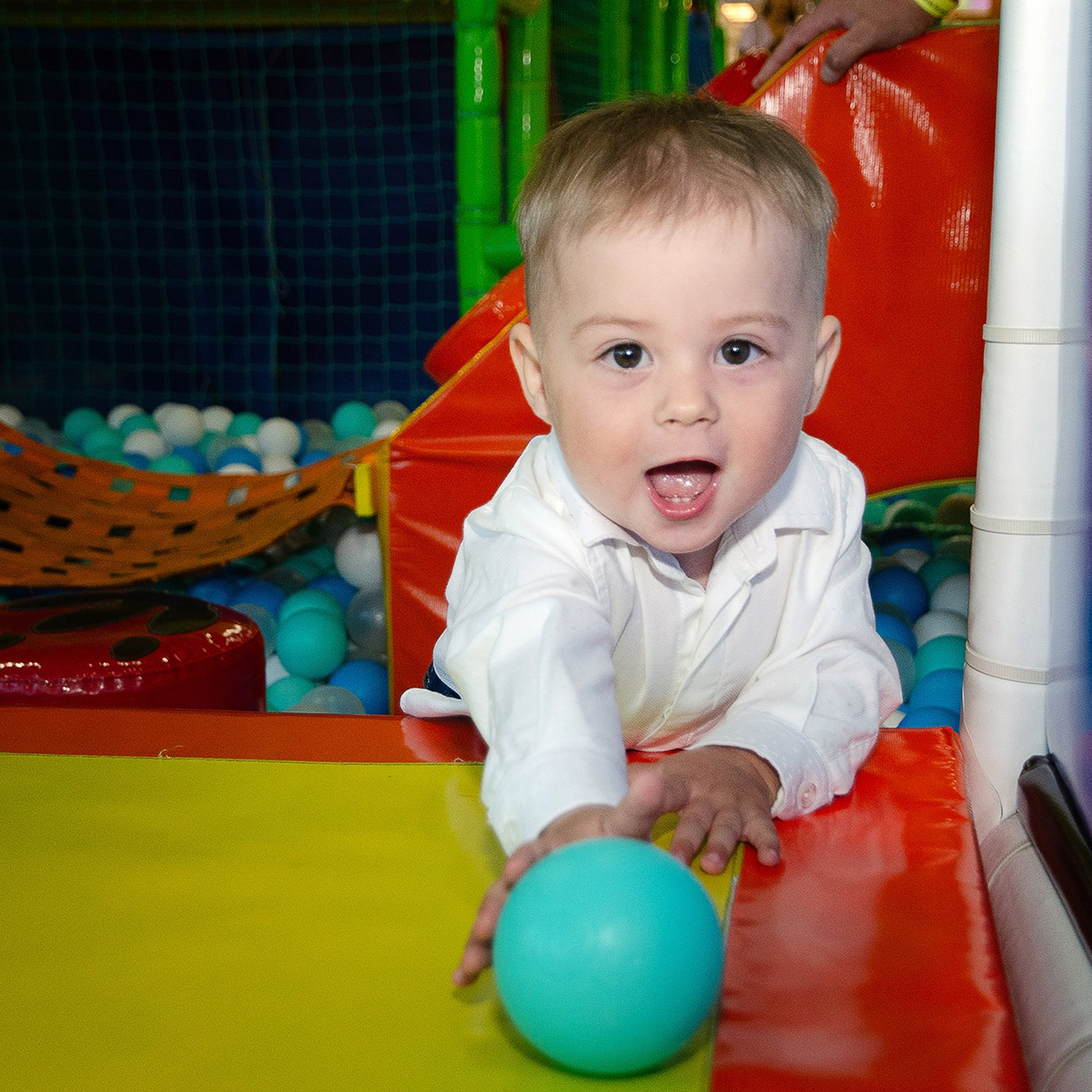 Дела семейные: день рождения Демира