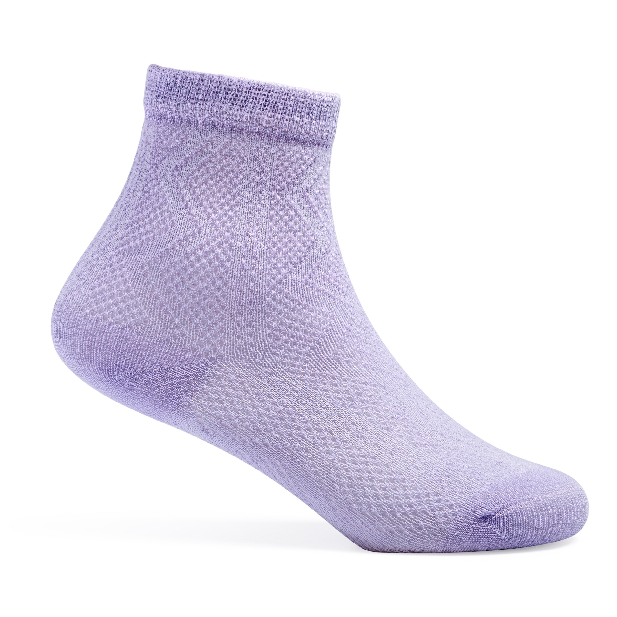 Детские носки на манекене