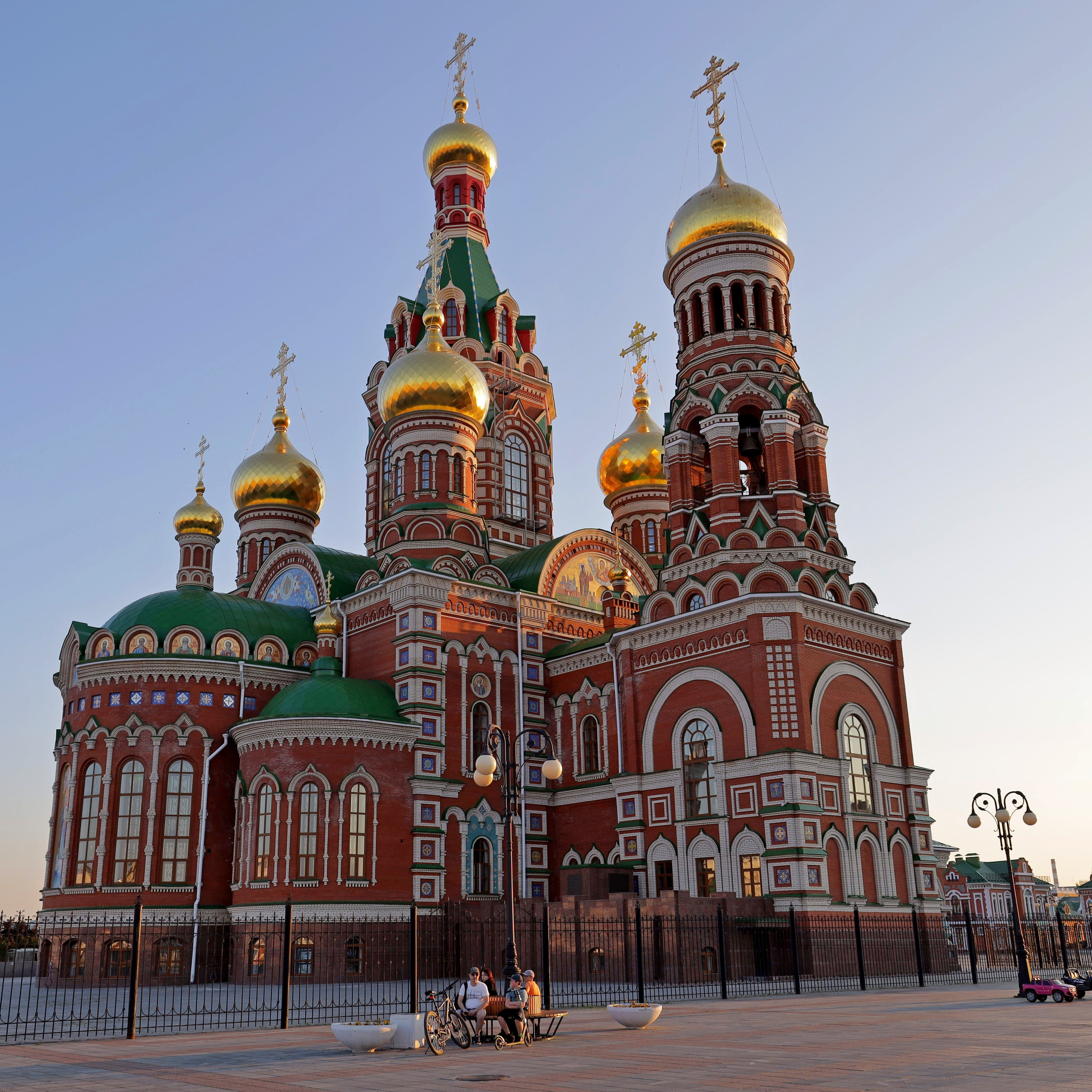 Профессиональная фотосессия выпускников в студии. Профессиональная фото и видеосъемка. Москва