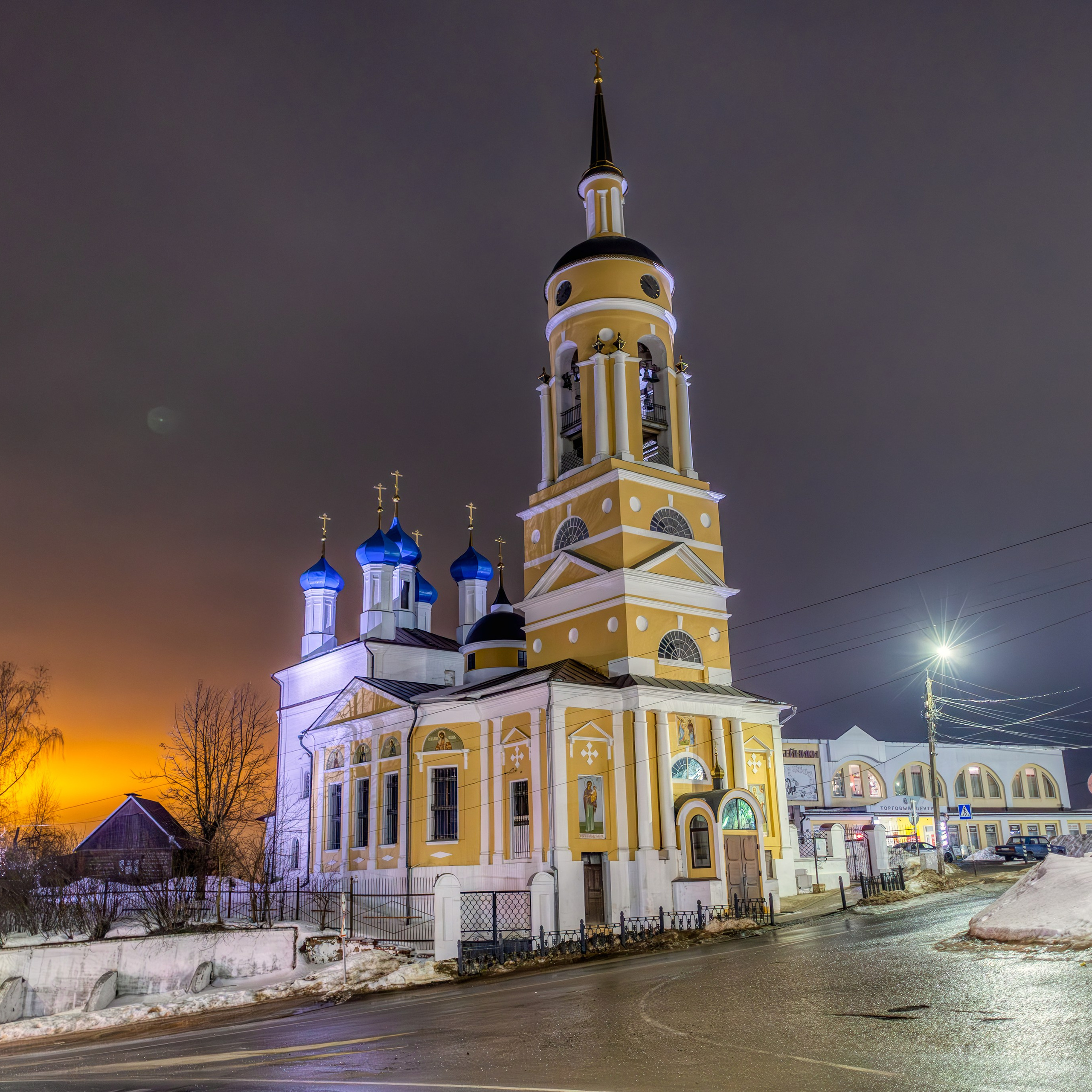 Подарочный сертификат на студийную фотосессию. Профессиональная фото и видеосъемка. Москва
