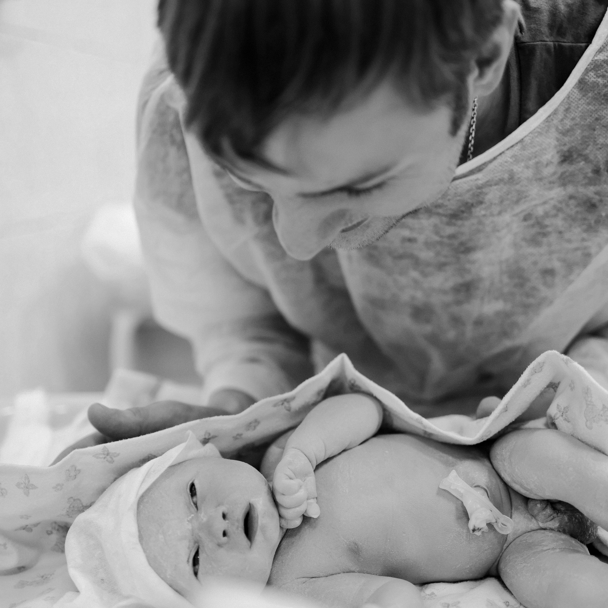 Роды в Нижнем Новгороде, фотограф на роды в Нижнем Новгороде, фотограф рождения в Нижнем Новгороде, Фотограф на роды Елена Лисина, Елена Лисина фотограф рождения, фотосъемка родов, видеосъемка родов, 1 роддом, 1 роддом Нижний Новгород