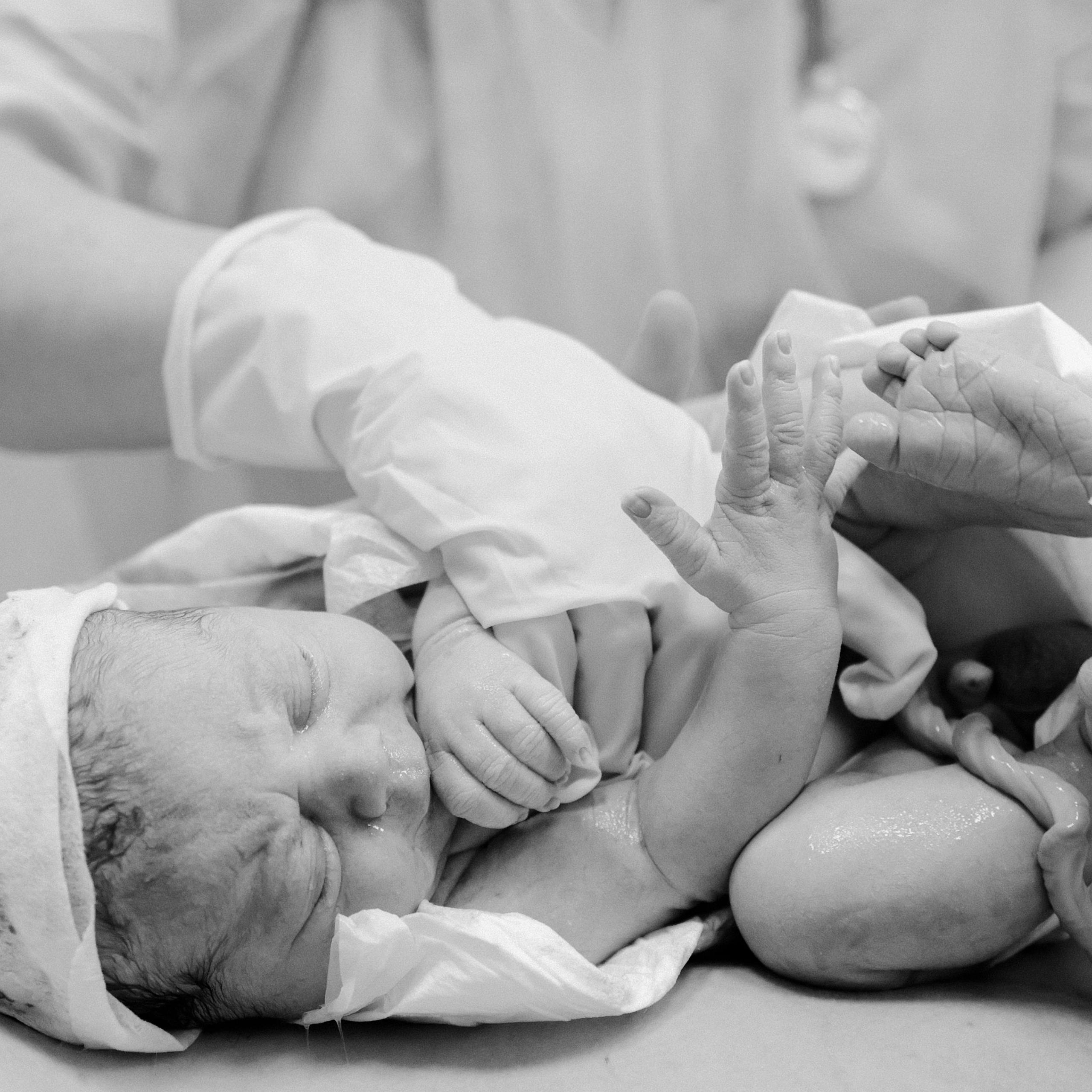 Роды в Нижнем Новгороде, фотограф на роды в Нижнем Новгороде, фотограф рождения в Нижнем Новгороде, Фотограф на роды Елена Лисина, Елена Лисина фотограф рождения, фотосъемка родов, видеосъемка родов, 1 роддом, 1 роддом Нижний Новгород