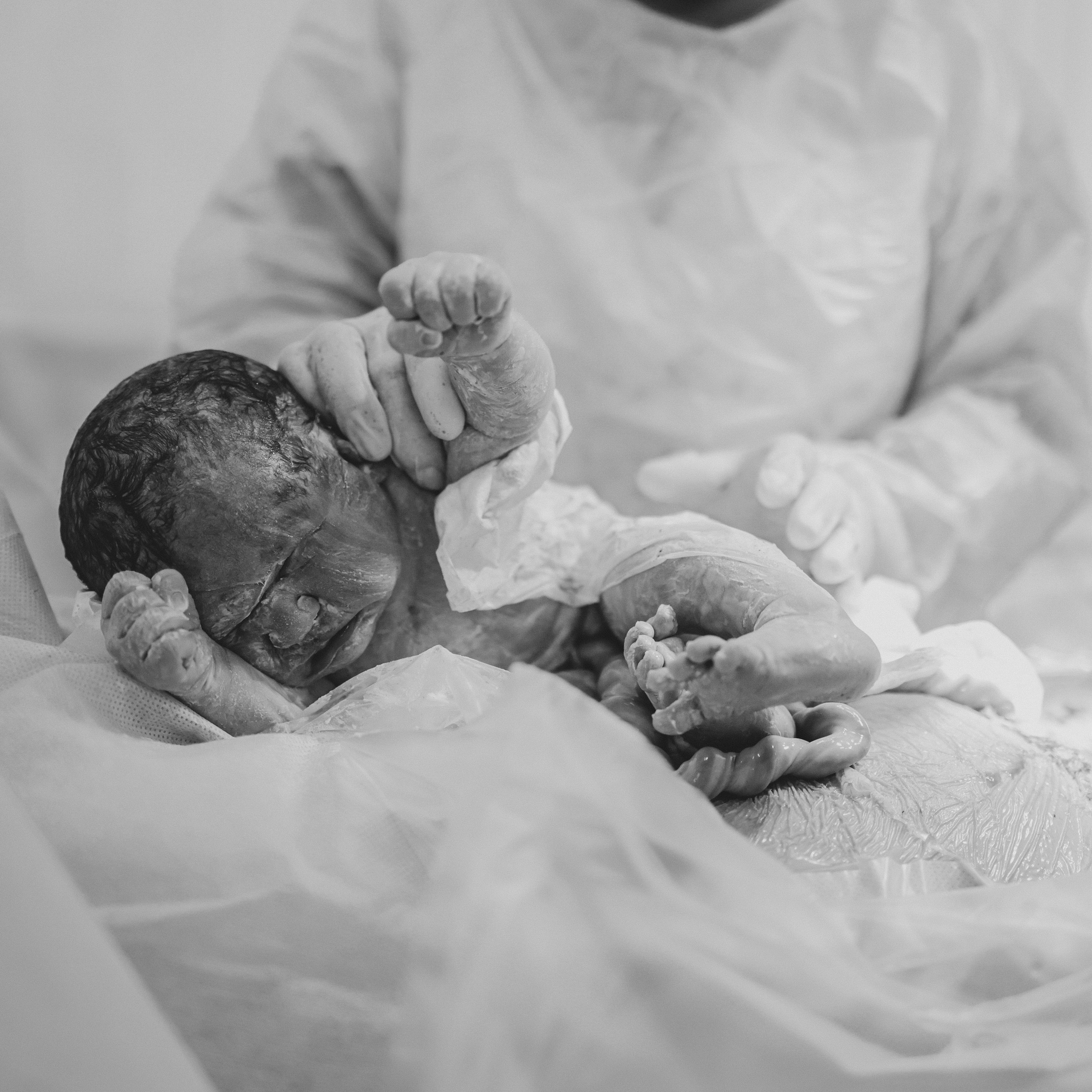 Роды в Нижнем Новгороде, фотограф на роды в Нижнем Новгороде, фотограф рождения в Нижнем Новгороде, Фотограф на роды Елена Лисина, Елена Лисина фотограф рождения, фотосъемка родов, видеосъемка родов, 1 роддом, 1 роддом Нижний Новгород