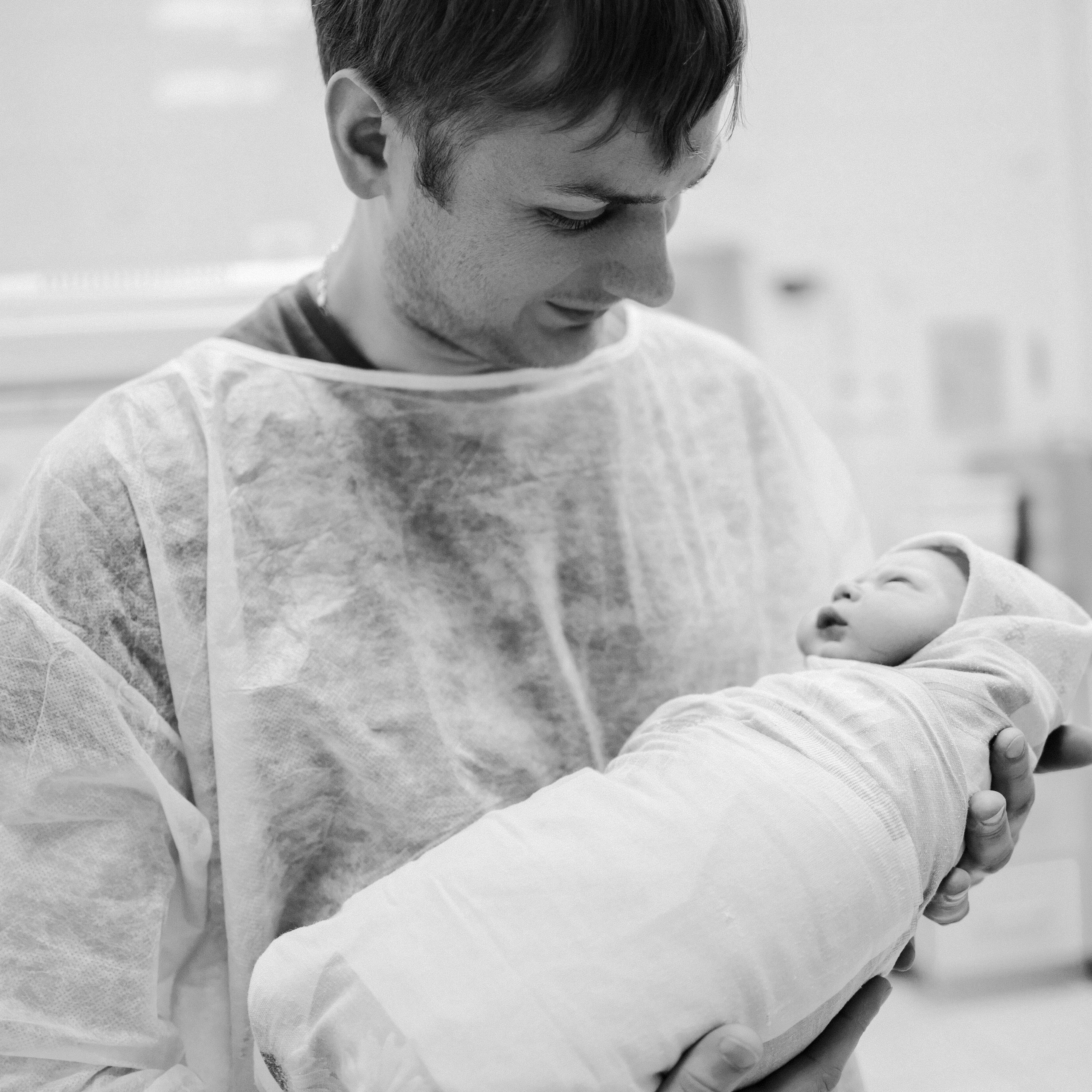 Роды в Нижнем Новгороде, фотограф на роды в Нижнем Новгороде, фотограф рождения в Нижнем Новгороде, Фотограф на роды Елена Лисина, Елена Лисина фотограф рождения, фотосъемка родов, видеосъемка родов, 1 роддом, 1 роддом Нижний Новгород