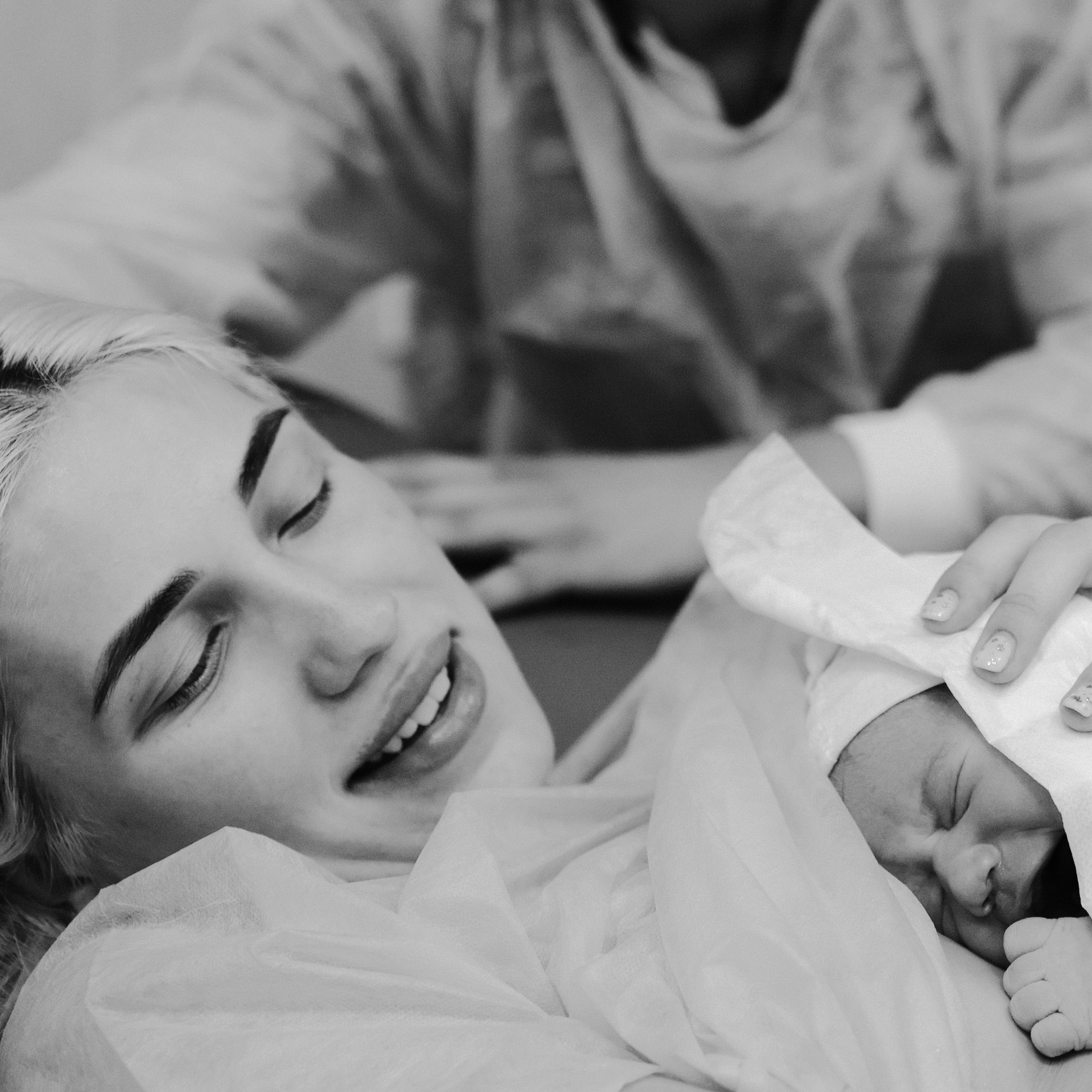 Роды в Нижнем Новгороде, фотограф на роды в Нижнем Новгороде, фотограф рождения в Нижнем Новгороде, Фотограф на роды Елена Лисина, Елена Лисина фотограф рождения, фотосъемка родов, видеосъемка родов, 1 роддом, 1 роддом Нижний Новгород