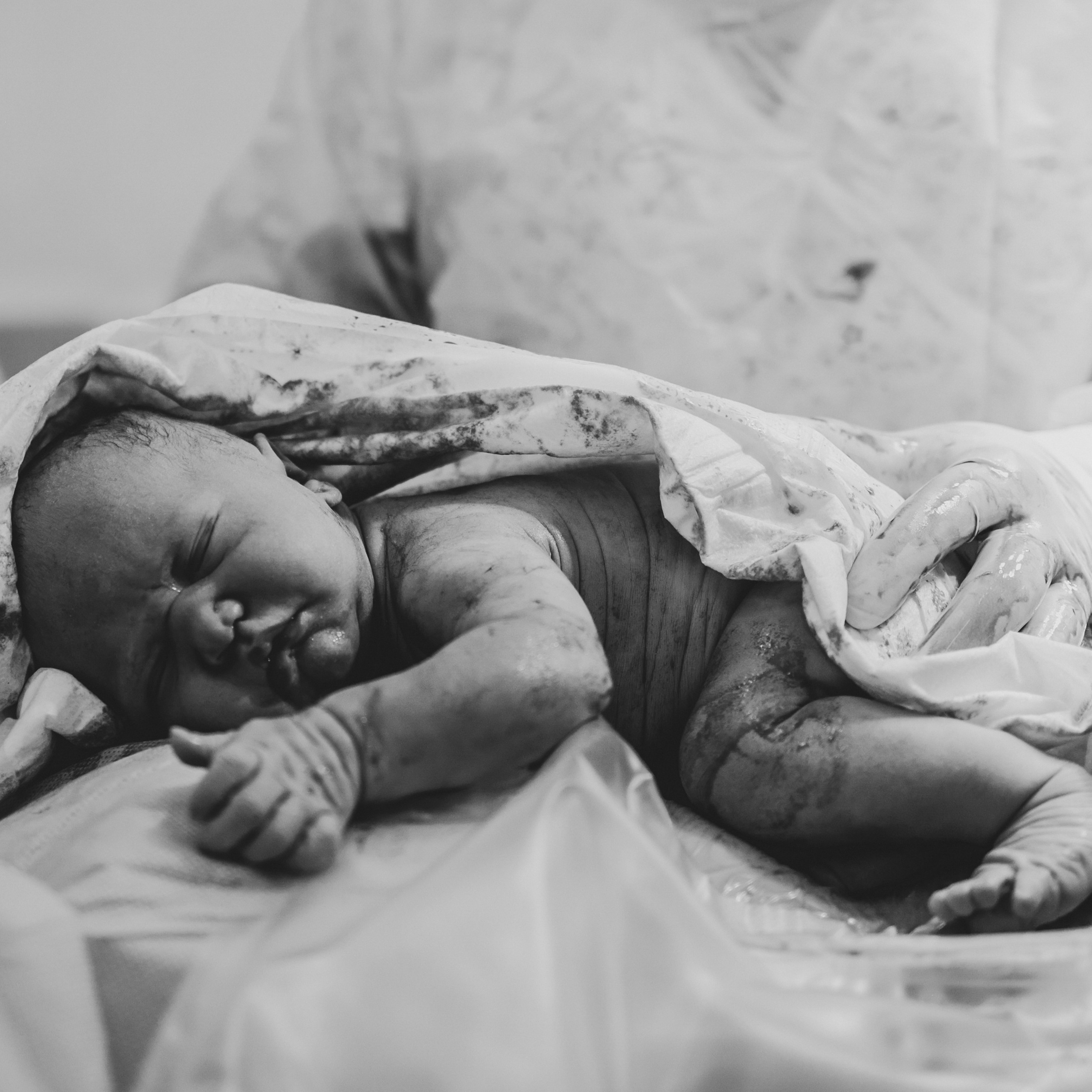 Роды в Нижнем Новгороде, фотограф на роды в Нижнем Новгороде, фотограф рождения в Нижнем Новгороде, Фотограф на роды Елена Лисина, Елена Лисина фотограф рождения, фотосъемка родов, видеосъемка родов, 1 роддом, 1 роддом Нижний Новгород