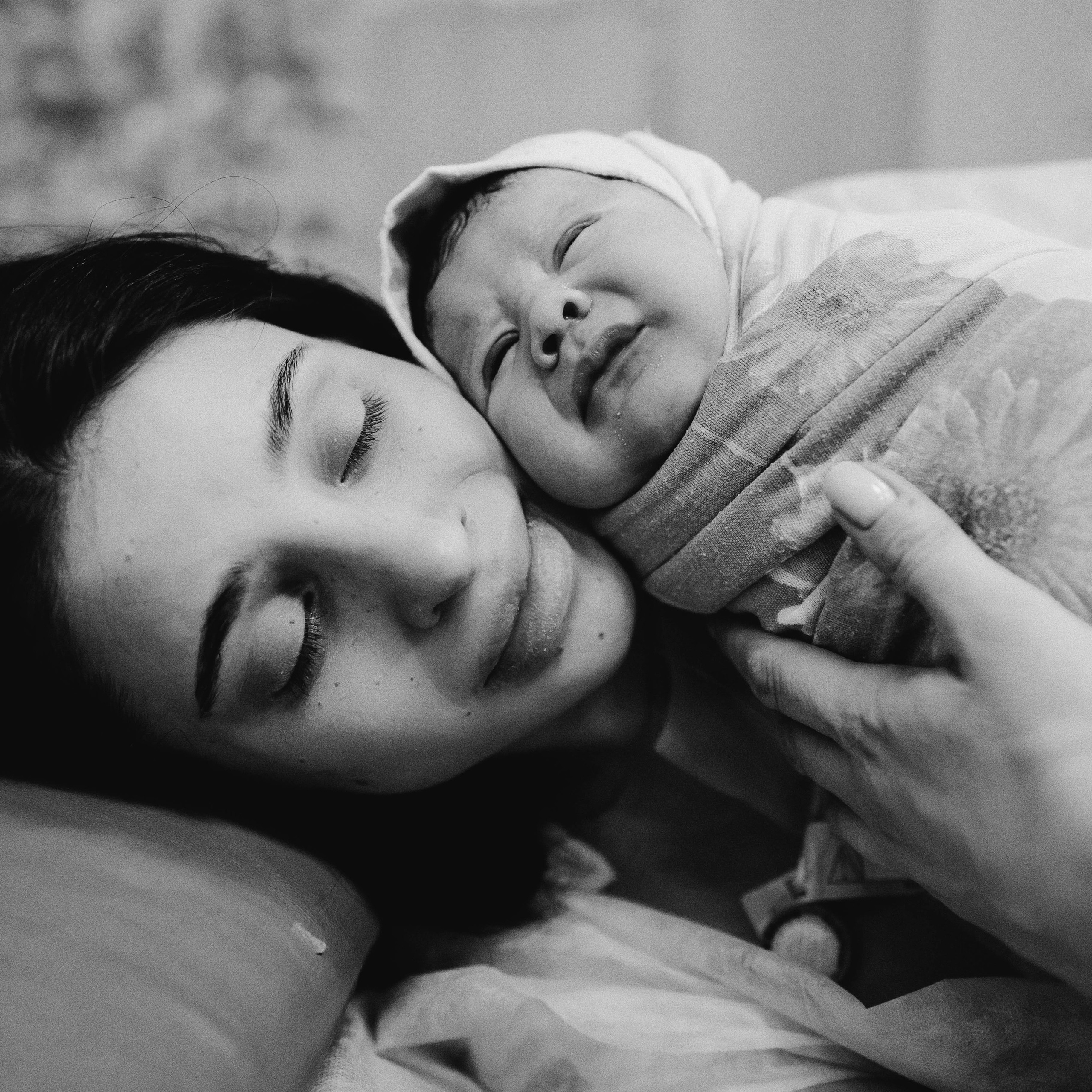 Роды в Нижнем Новгороде, фотограф на роды в Нижнем Новгороде, фотограф рождения в Нижнем Новгороде, Фотограф на роды Елена Лисина, Елена Лисина фотограф рождения, фотосъемка родов, видеосъемка родов, 1 роддом, 1 роддом Нижний Новгород