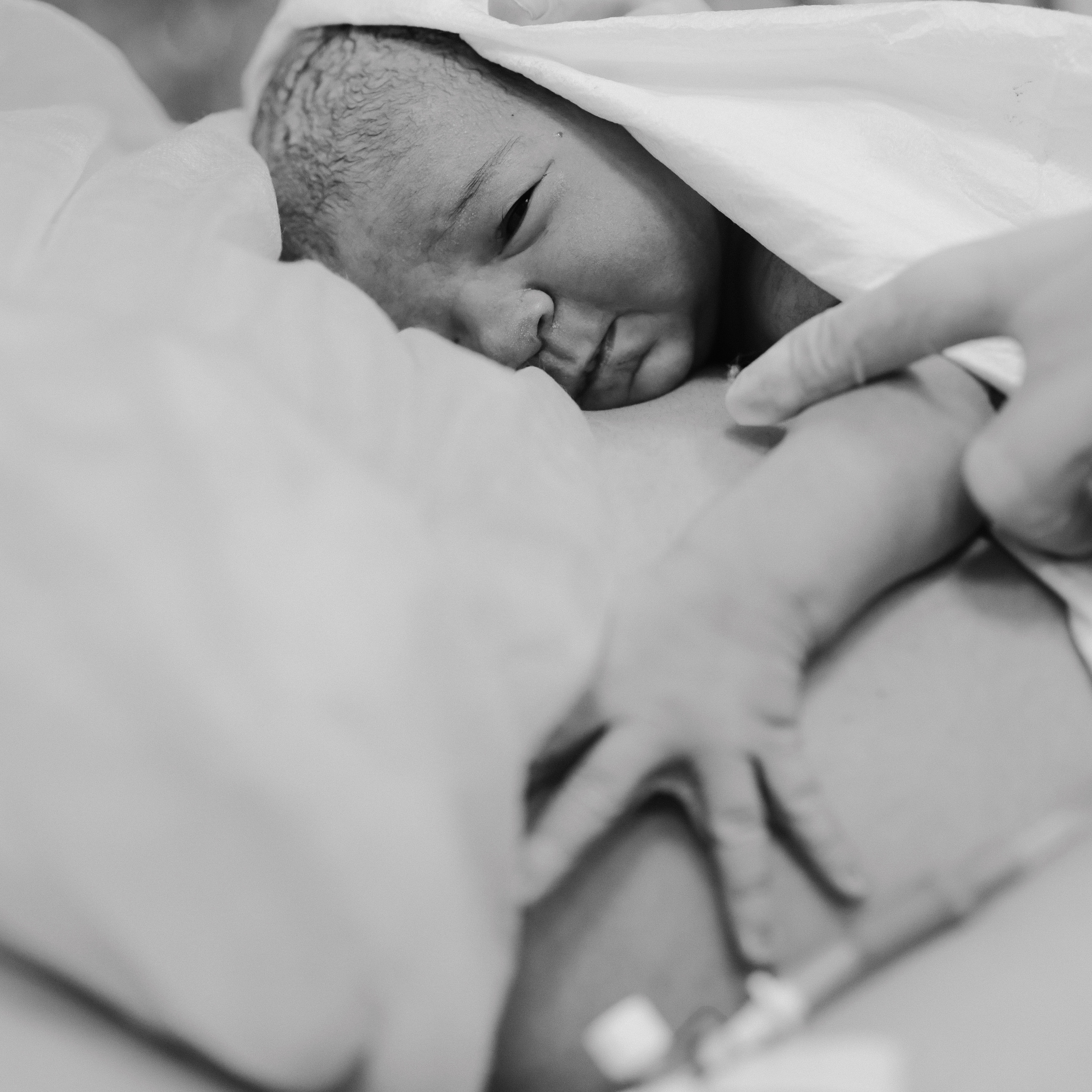 Роды в Нижнем Новгороде, фотограф на роды в Нижнем Новгороде, фотограф рождения в Нижнем Новгороде, Фотограф на роды Елена Лисина, Елена Лисина фотограф рождения, фотосъемка родов, видеосъемка родов, 1 роддом, 1 роддом Нижний Новгород