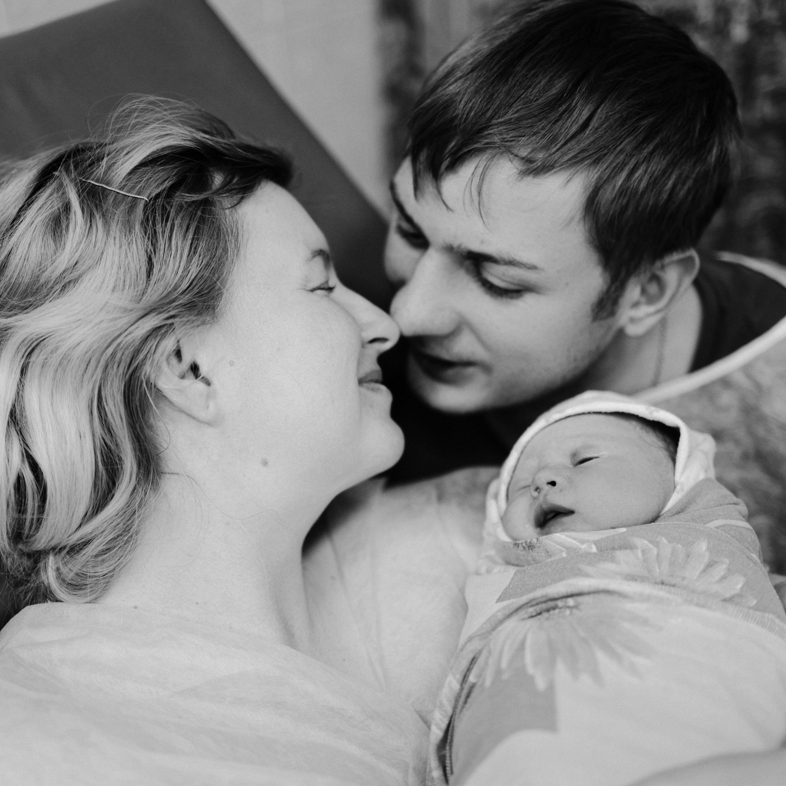 Роды в Нижнем Новгороде, фотограф на роды в Нижнем Новгороде, фотограф рождения в Нижнем Новгороде, Фотограф на роды Елена Лисина, Елена Лисина фотограф рождения, фотосъемка родов, видеосъемка родов, 1 роддом, 1 роддом Нижний Новгород