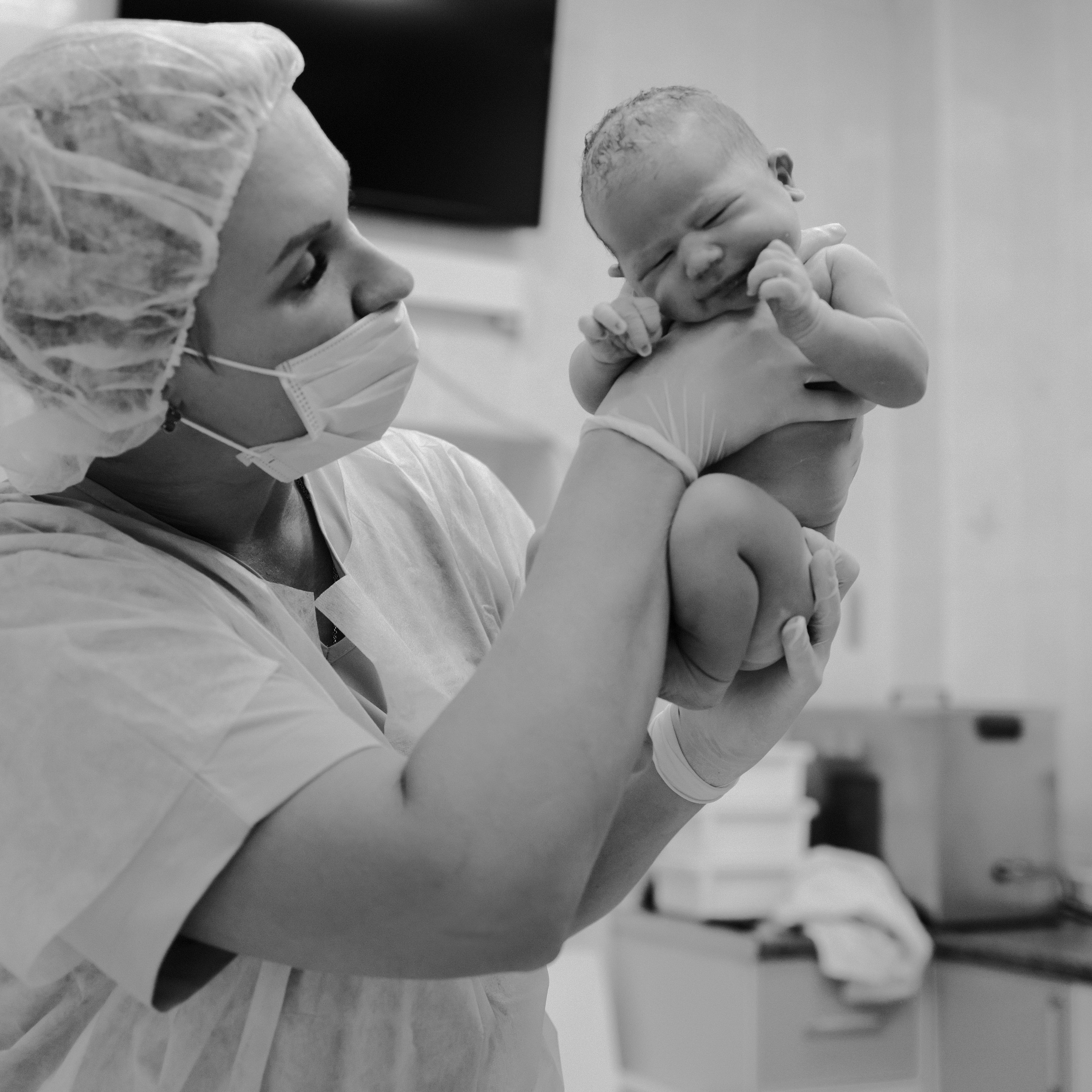 Роды в Нижнем Новгороде, фотограф на роды в Нижнем Новгороде, фотограф рождения в Нижнем Новгороде, Фотограф на роды Елена Лисина, Елена Лисина фотограф рождения, фотосъемка родов, видеосъемка родов, 1 роддом, 1 роддом Нижний Новгород