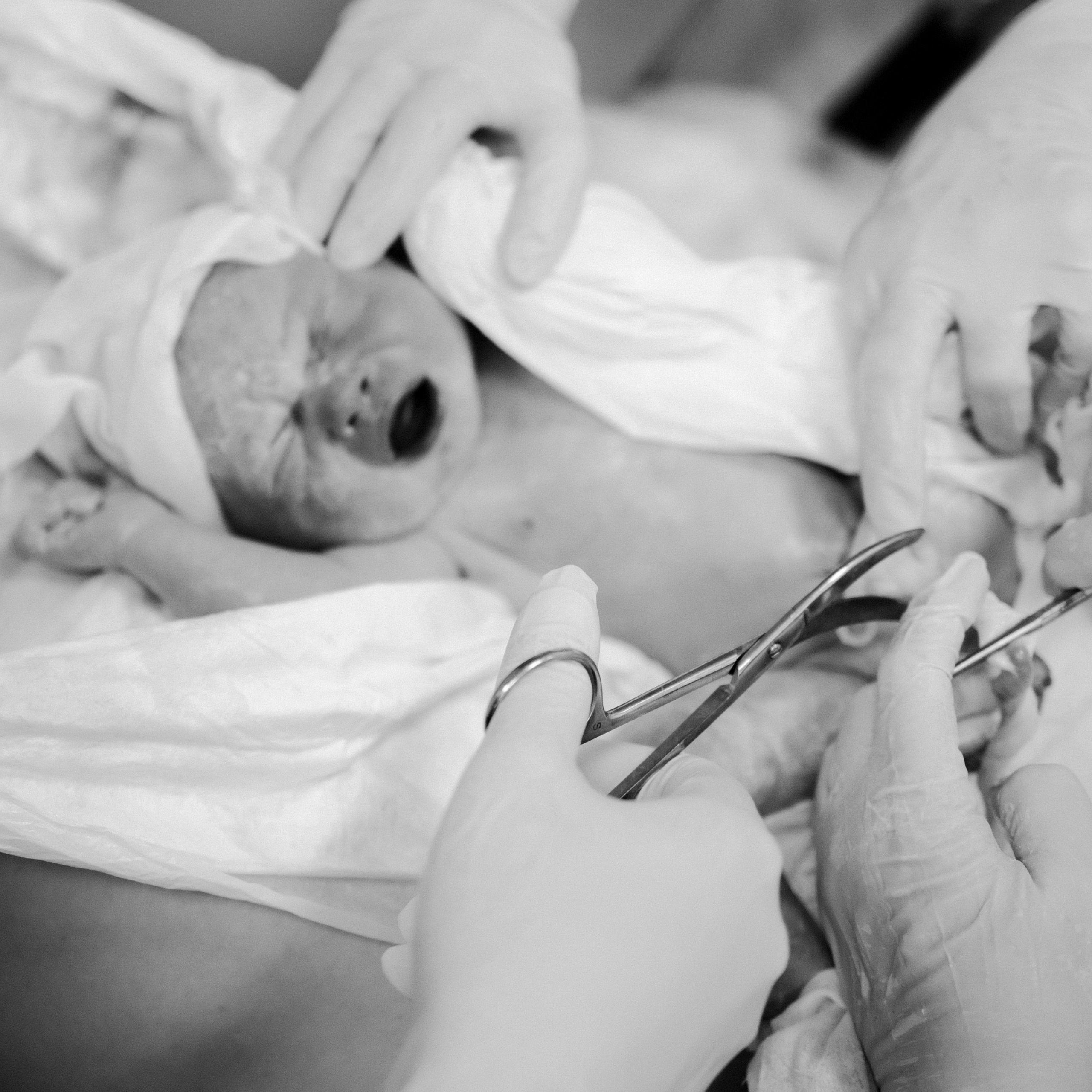 Роды в Нижнем Новгороде, фотограф на роды в Нижнем Новгороде, фотограф рождения в Нижнем Новгороде, Фотограф на роды Елена Лисина, Елена Лисина фотограф рождения, фотосъемка родов, видеосъемка родов, 1 роддом, 1 роддом Нижний Новгород