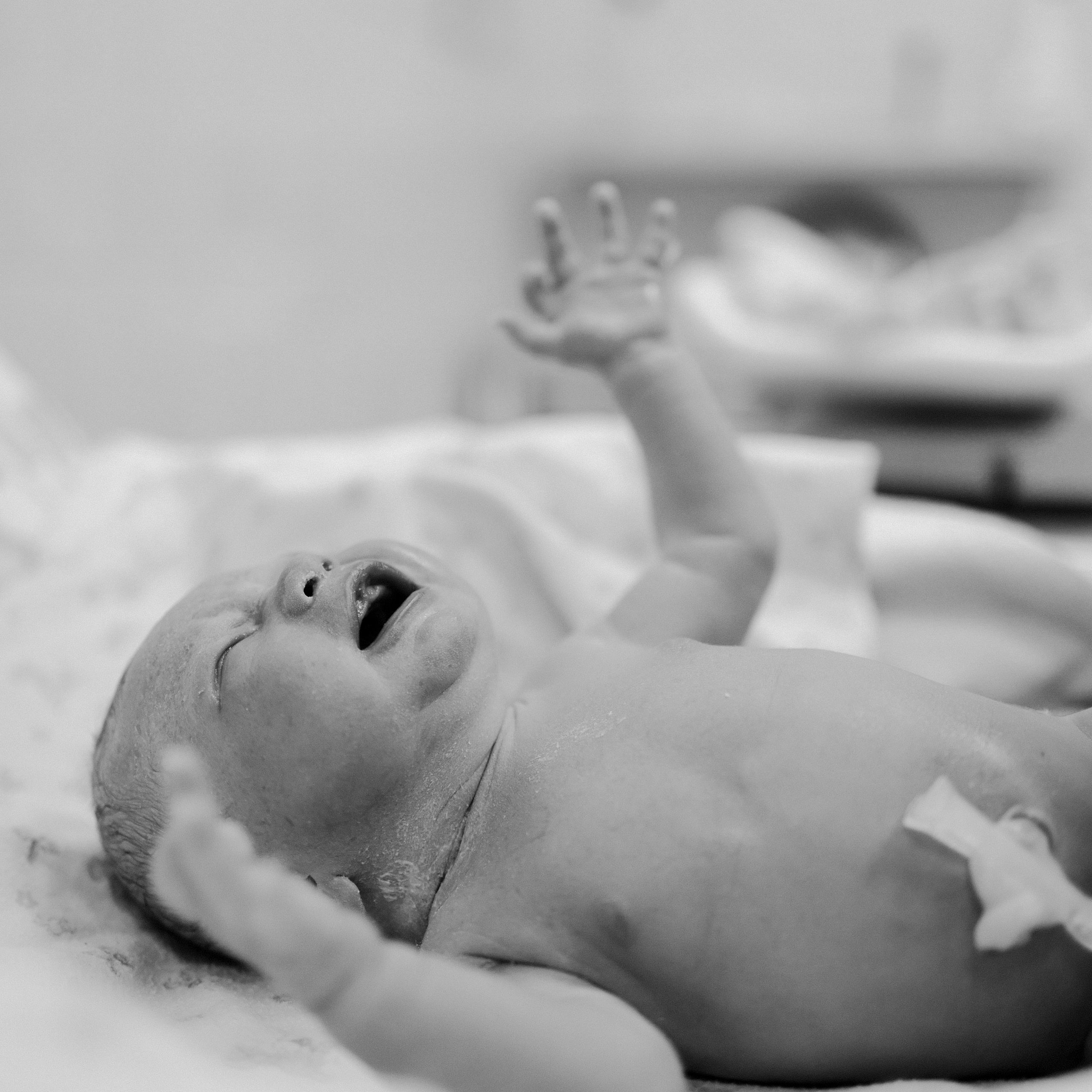 Роды в Нижнем Новгороде, фотограф на роды в Нижнем Новгороде, фотограф рождения в Нижнем Новгороде, Фотограф на роды Елена Лисина, Елена Лисина фотограф рождения, фотосъемка родов, видеосъемка родов, 1 роддом, 1 роддом Нижний Новгород