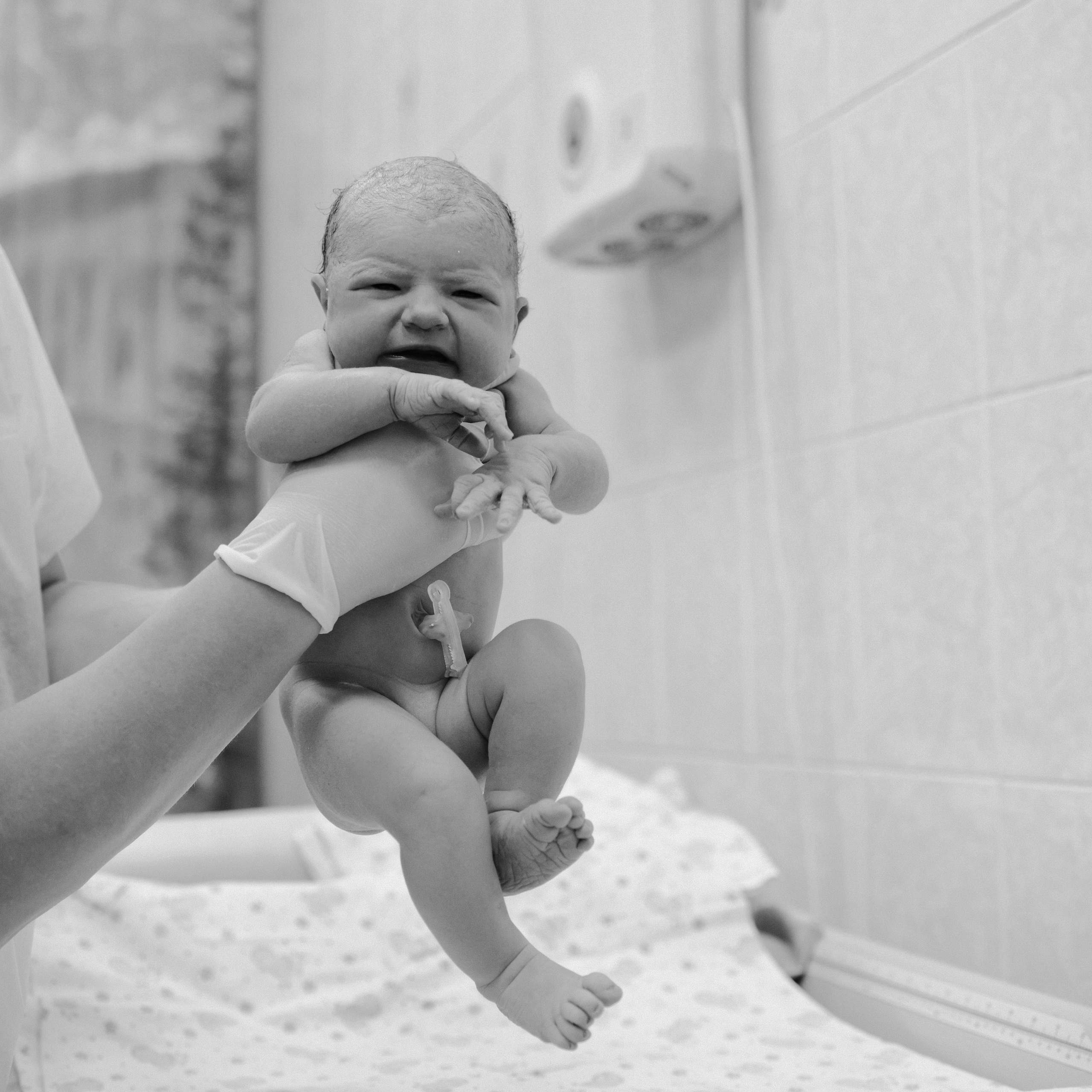 Роды в Нижнем Новгороде, фотограф на роды в Нижнем Новгороде, фотограф рождения в Нижнем Новгороде, Фотограф на роды Елена Лисина, Елена Лисина фотограф рождения, фотосъемка родов, видеосъемка родов, 1 роддом, 1 роддом Нижний Новгород