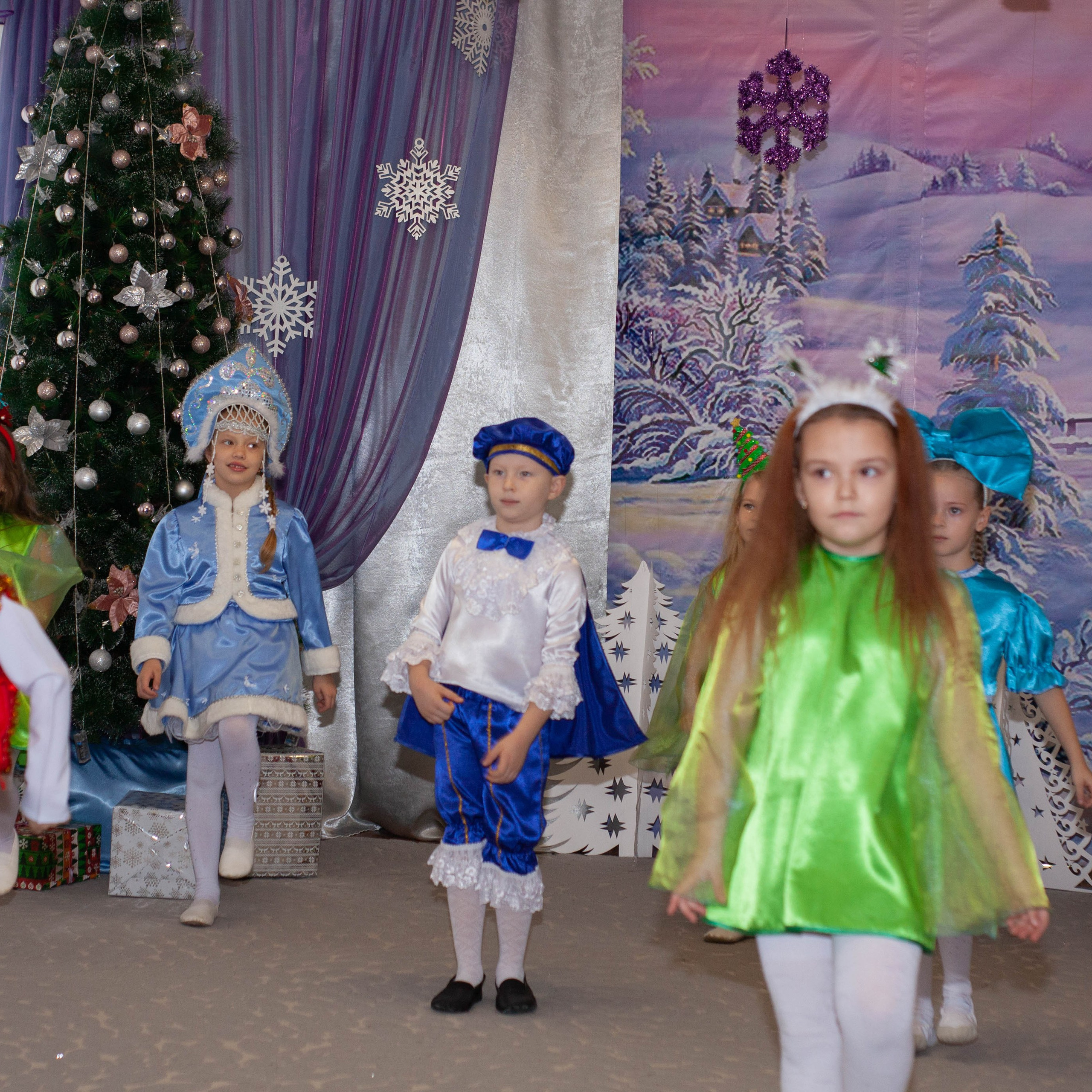 Новый год в ДС 50, группа «Подсолнушки»