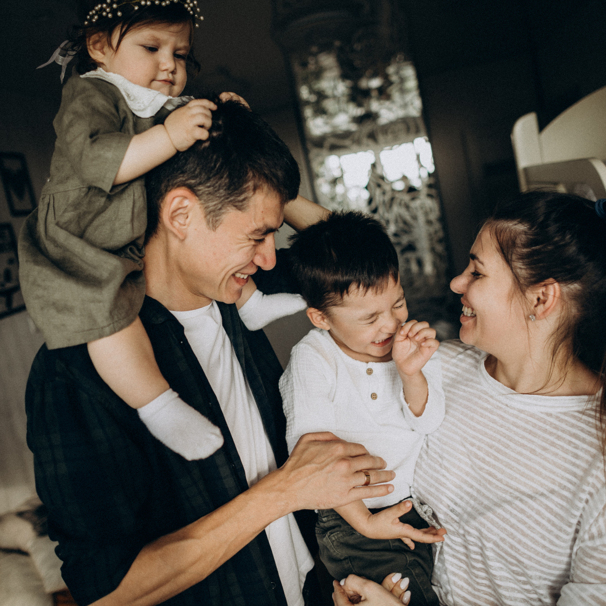 Аня Леша Мира и Матвей