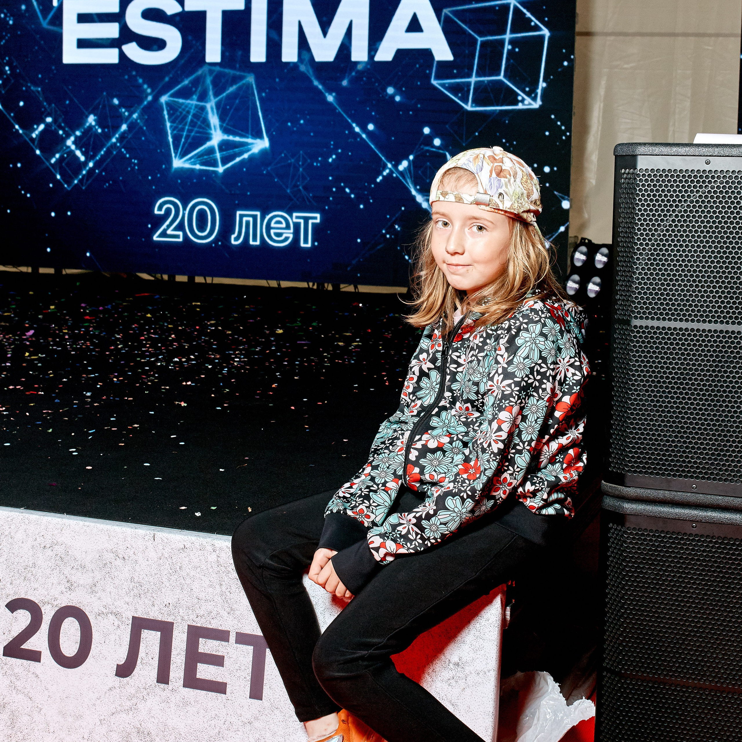 Фотограф на корпоратив в Москве, заказать услуги фотосъёмки — Цены, стоимость услуг профессионального фотографа на фотосессию корпоратива