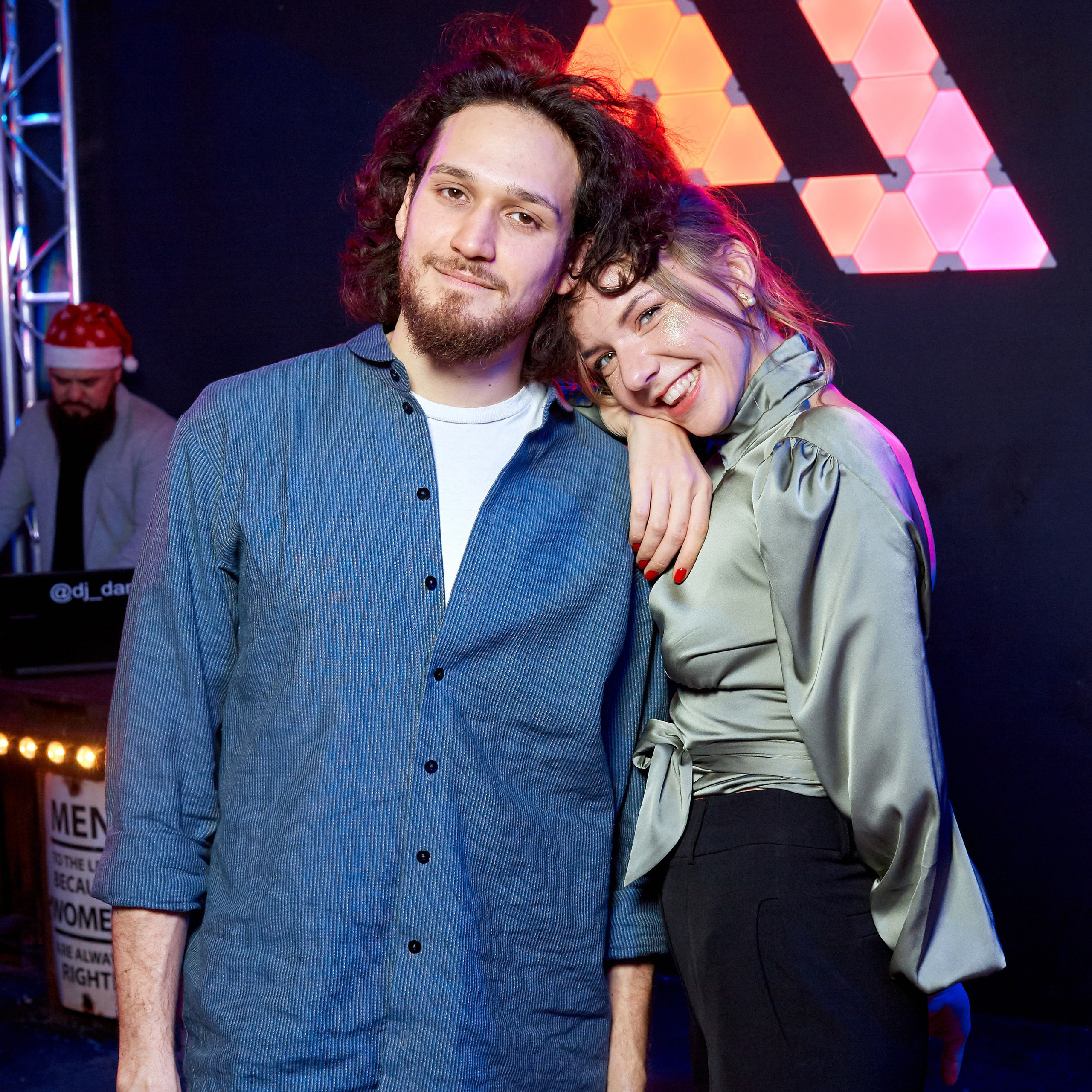 Фотограф на корпоратив в Москве, заказать услуги фотосъёмки — Цены, стоимость услуг профессионального фотографа на фотосессию корпоратива