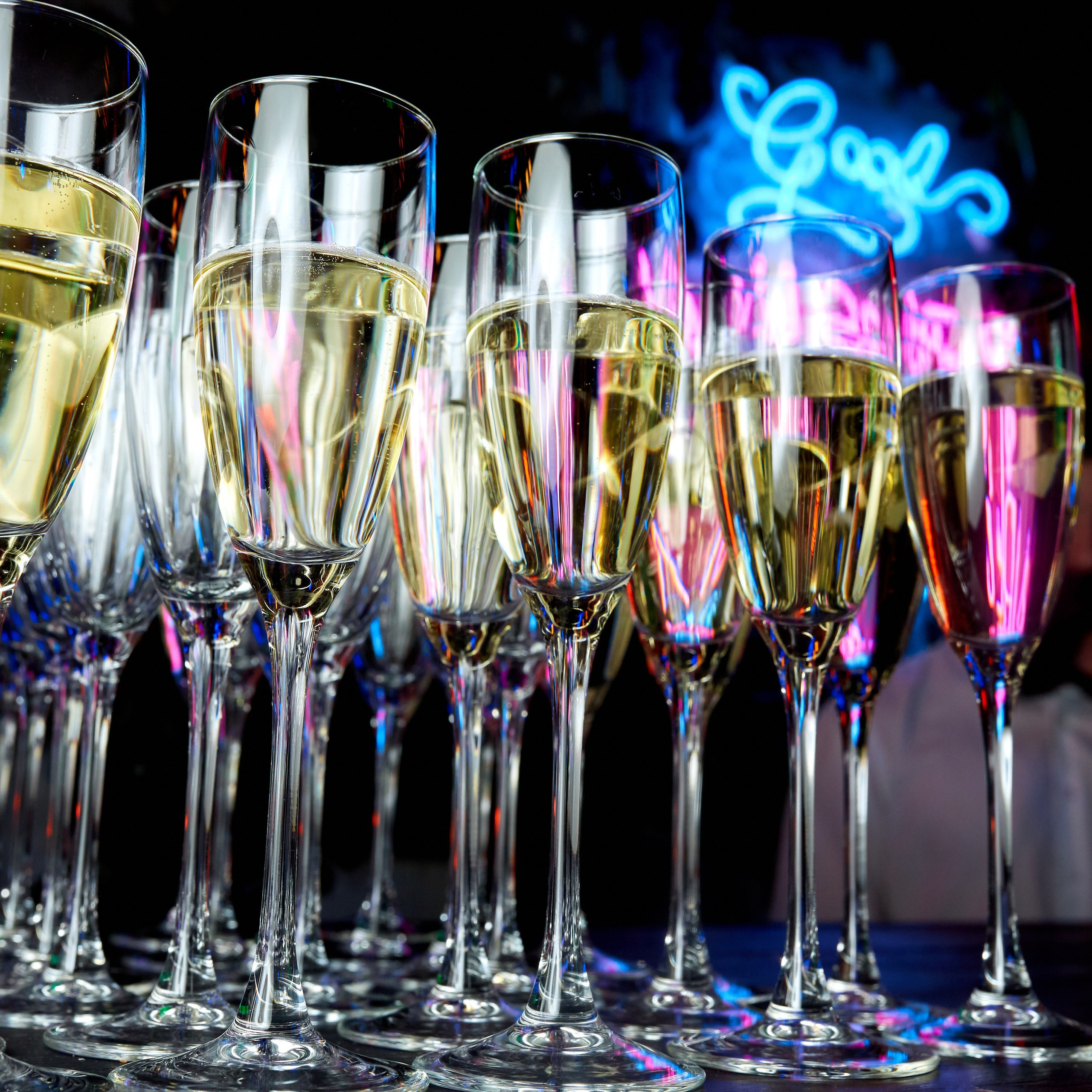 Фотограф на корпоратив в Москве, заказать услуги фотосъёмки — Цены, стоимость услуг профессионального фотографа на фотосессию корпоратива