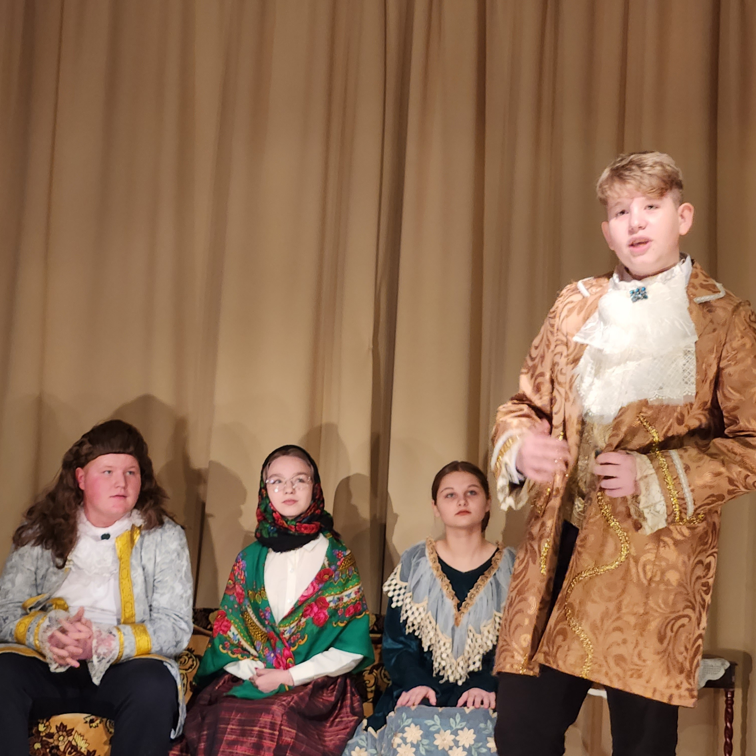 Фотографии "Недоросль"