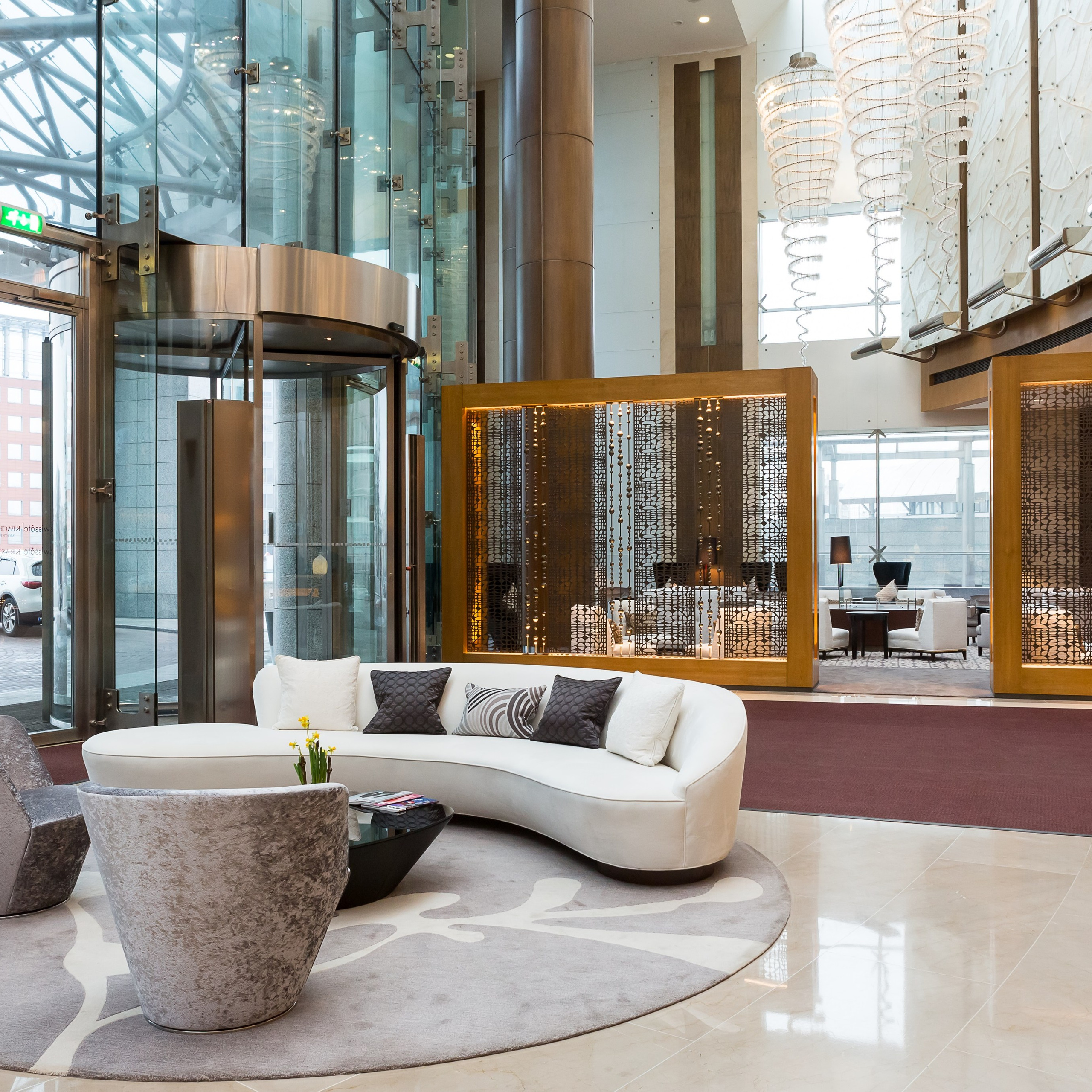 Утро невесты и жениха. Свадебный и семейный фотограф Москва и Московская область