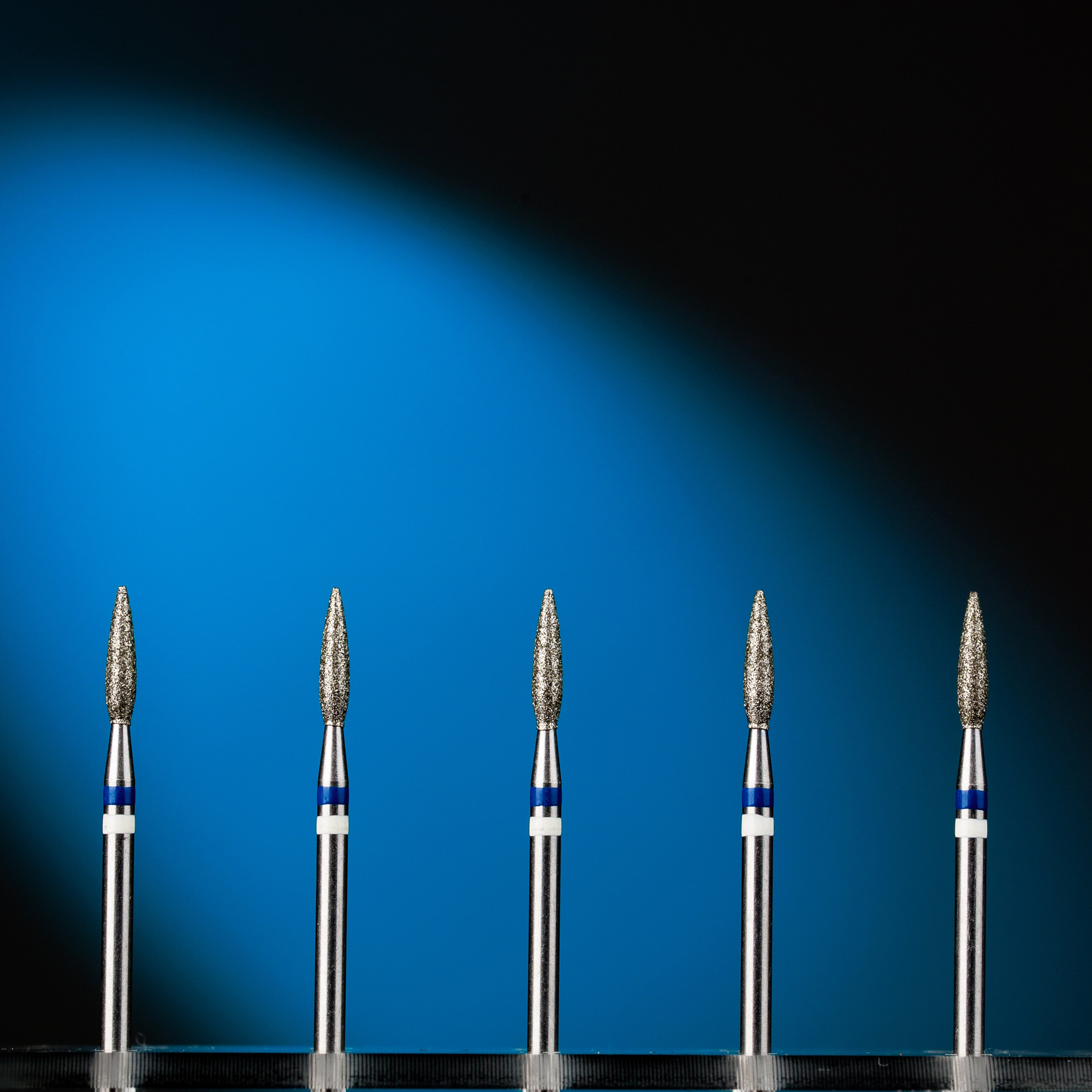 BORС стиль предметной съёмки — набор фрез с цветным светом