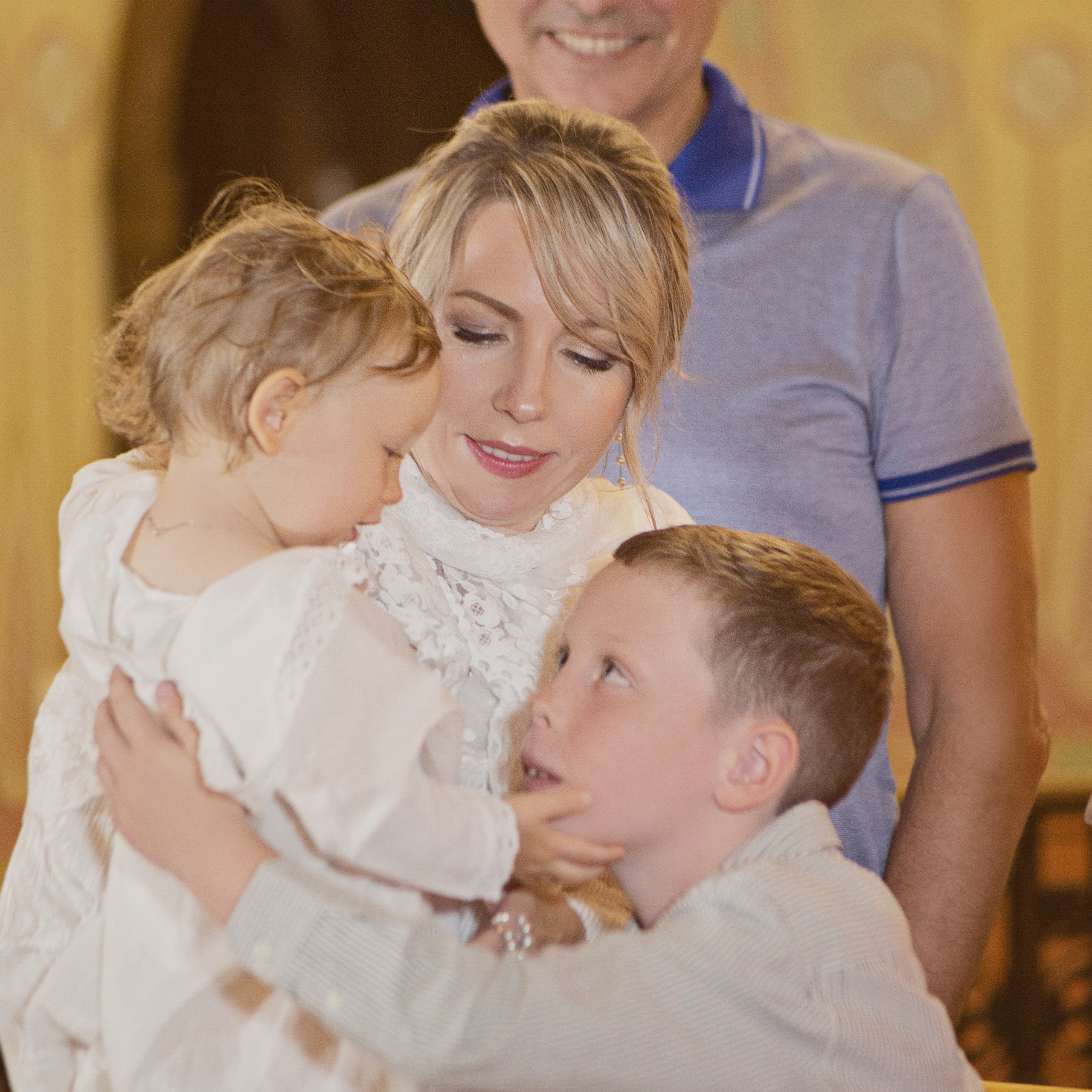 Фотосессия крещения новорожденных