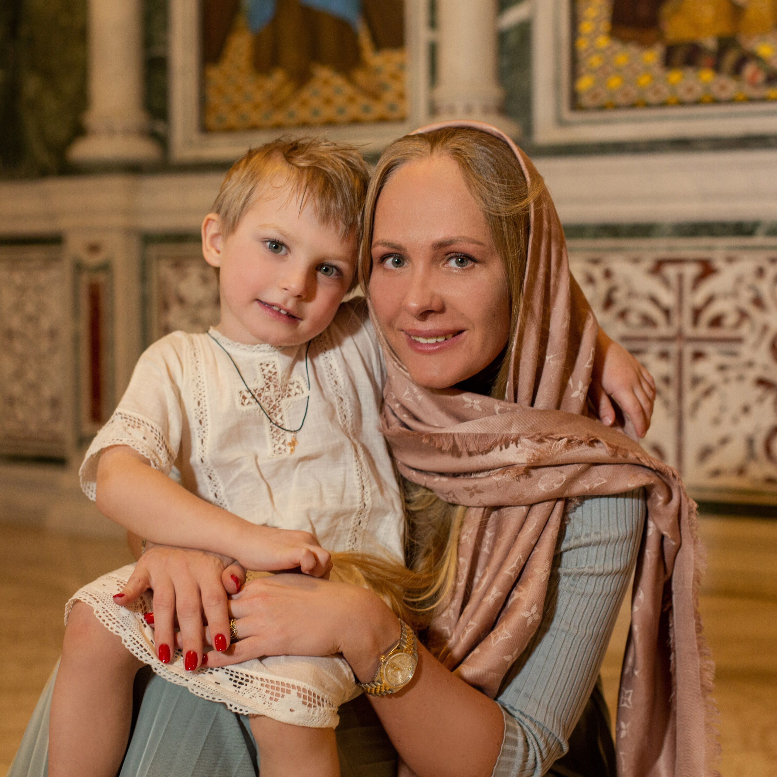 Фотосессия крещения новорожденных