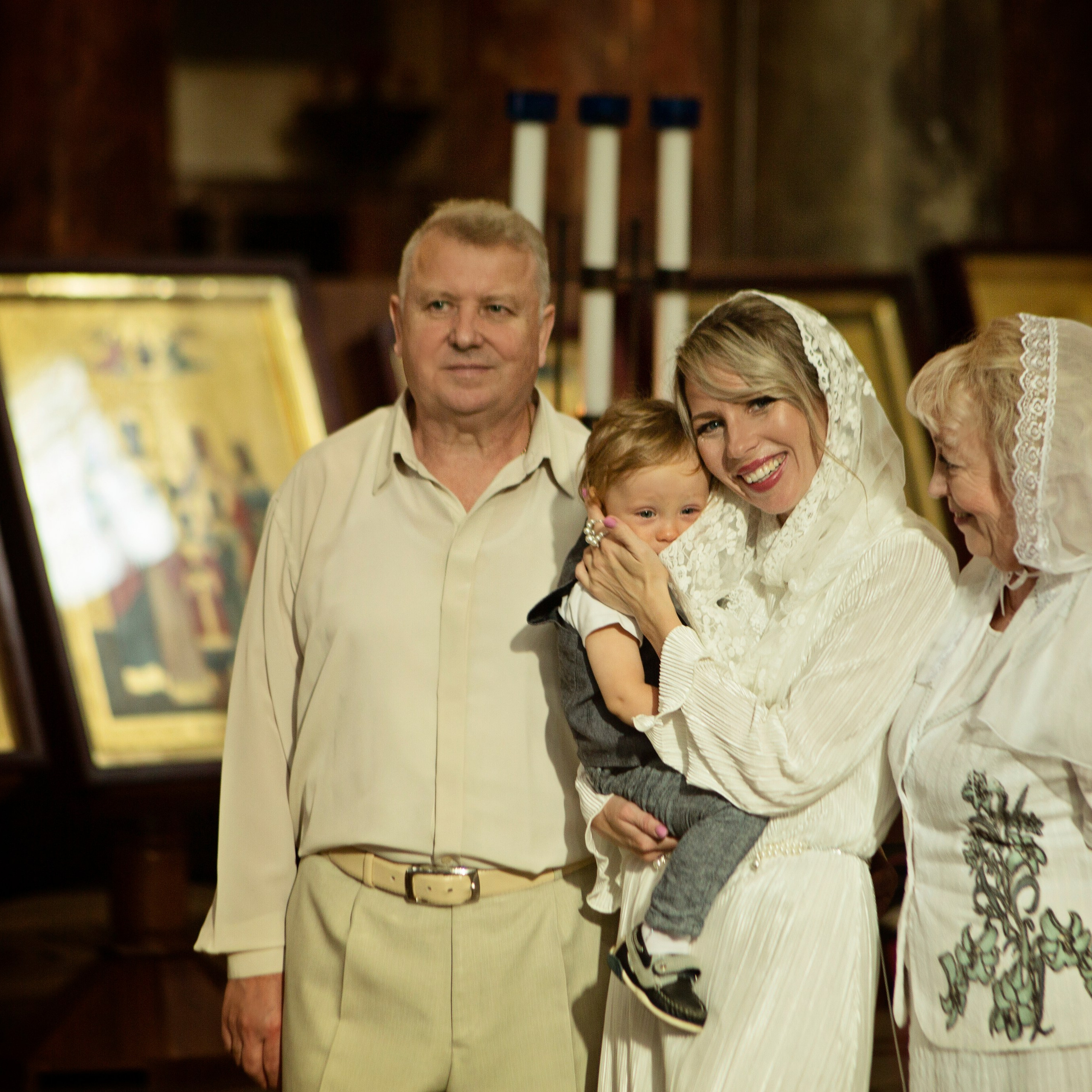 Фотосессия крещения новорожденных