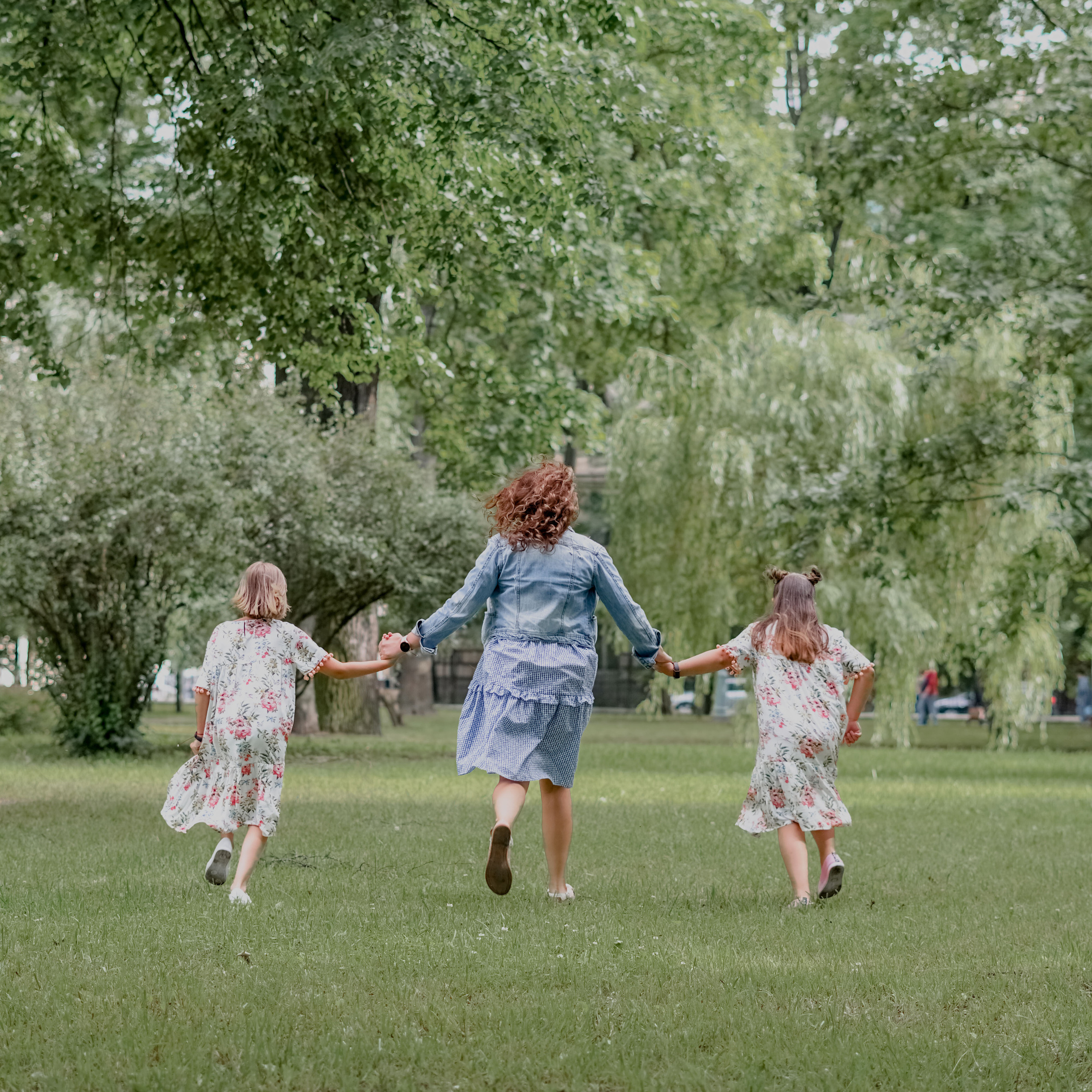 Ksenia & daughters