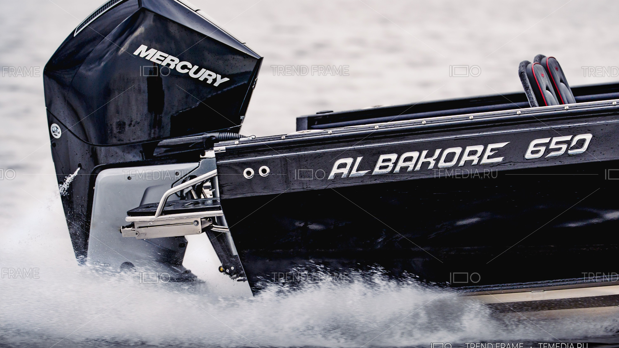 Mercury Verado 250 — фотосъёмка мотора на транце Albakore 650