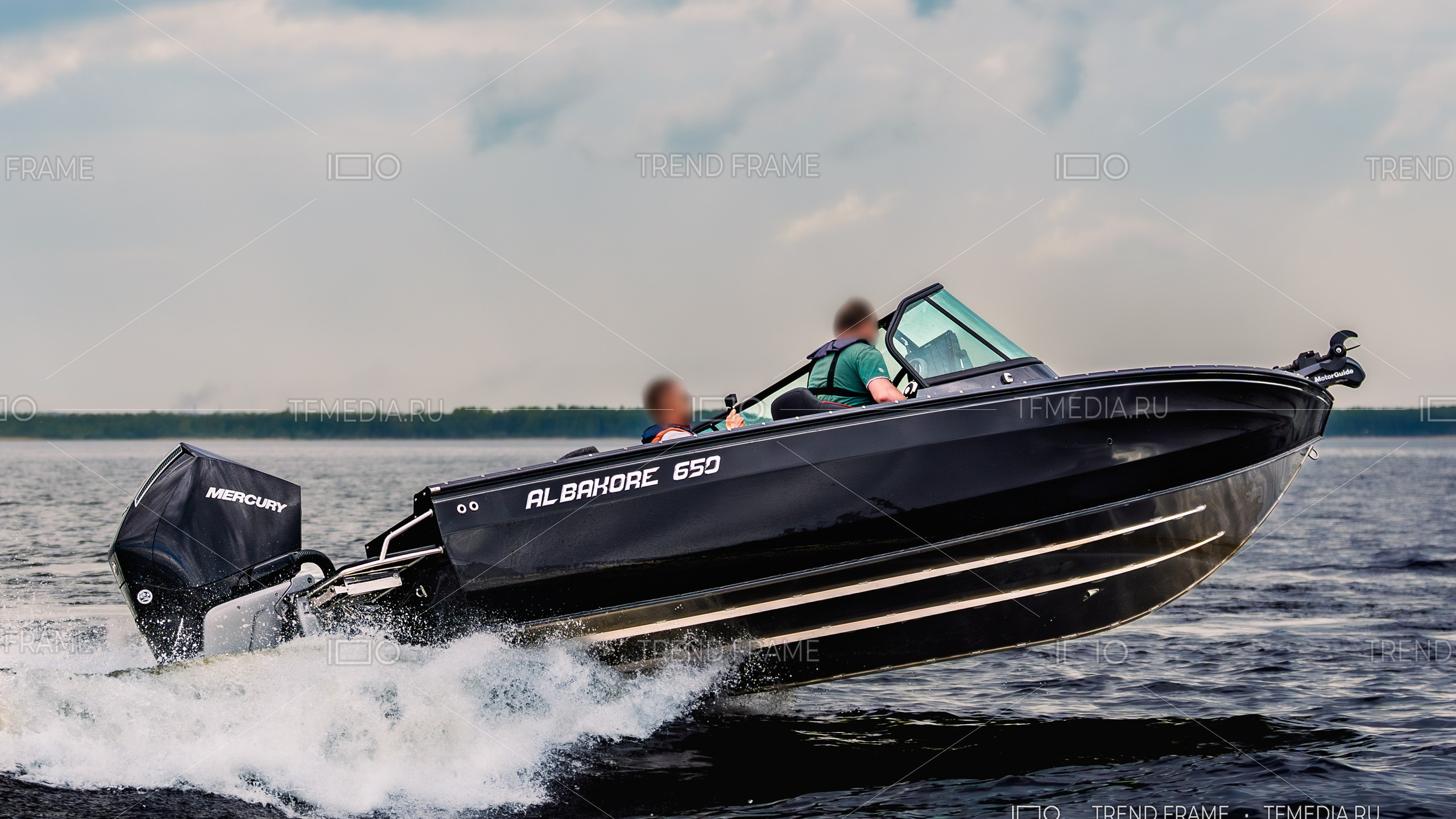 Albakore 650 с Mercury 250 — замедленная съёмка фото на скорости