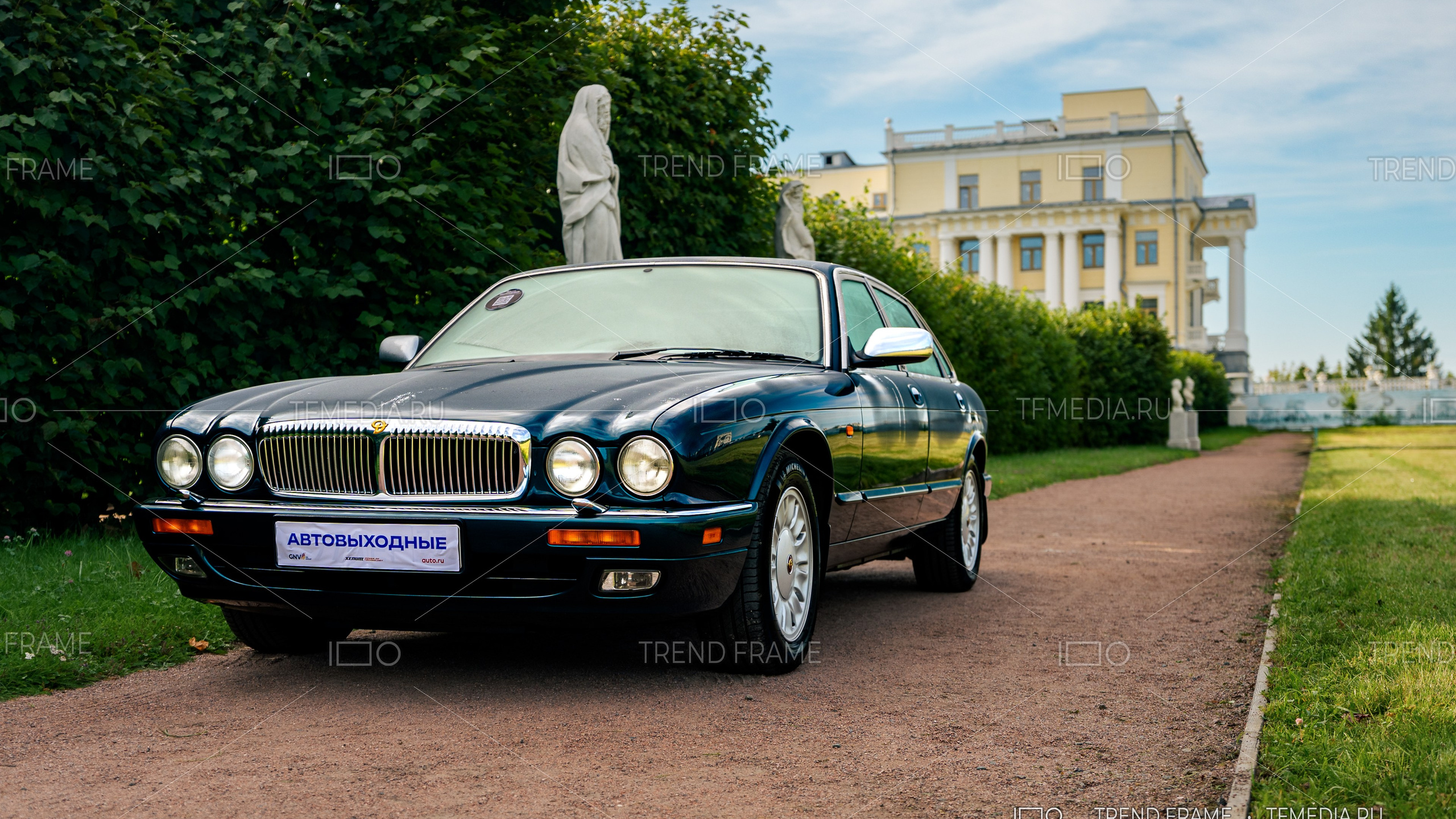 Jaguar XJ — фотосъёмка авто (Москва)
