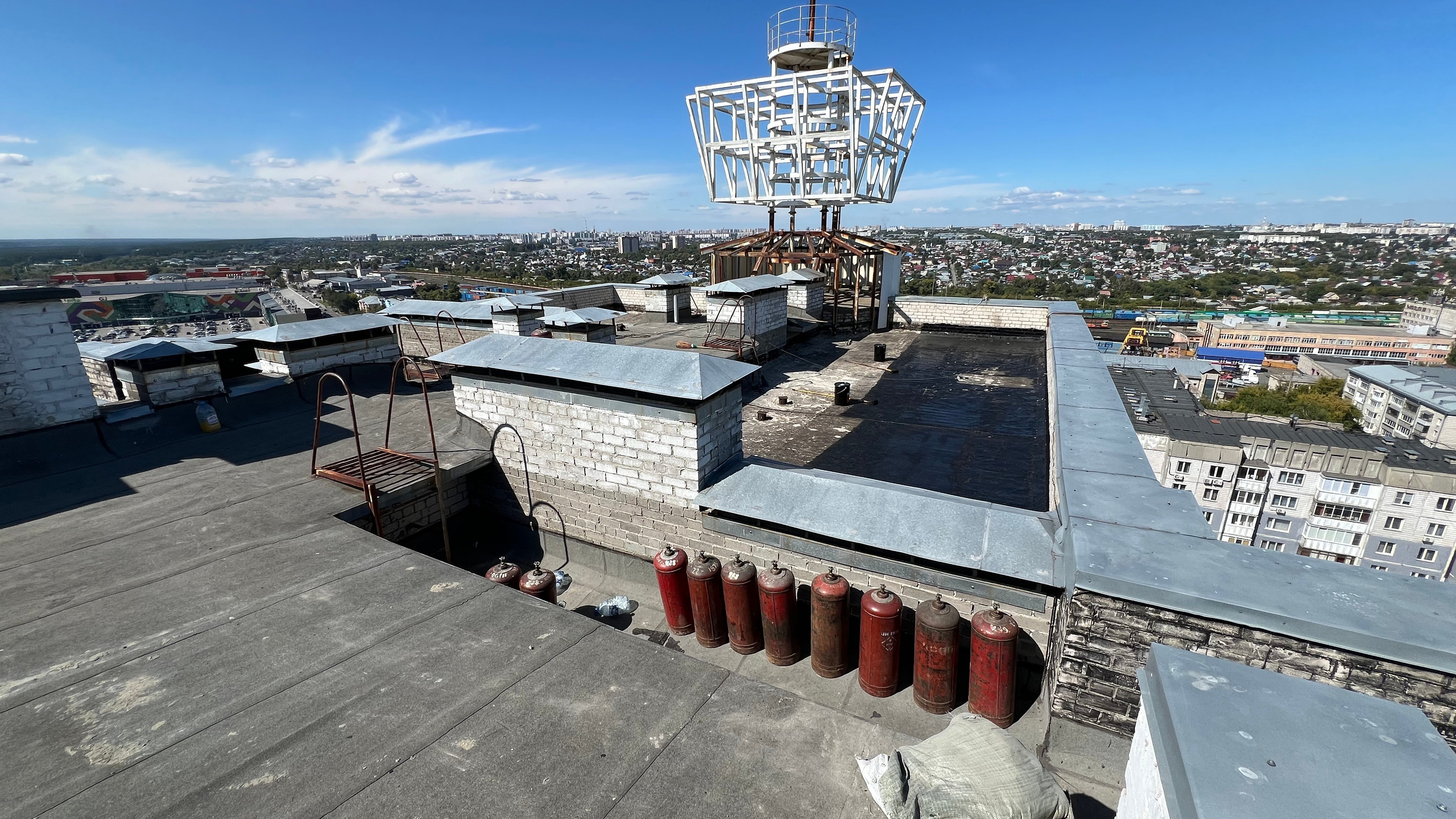 ТСЖ Строителей 33 Монтаж наплавляемой кровли