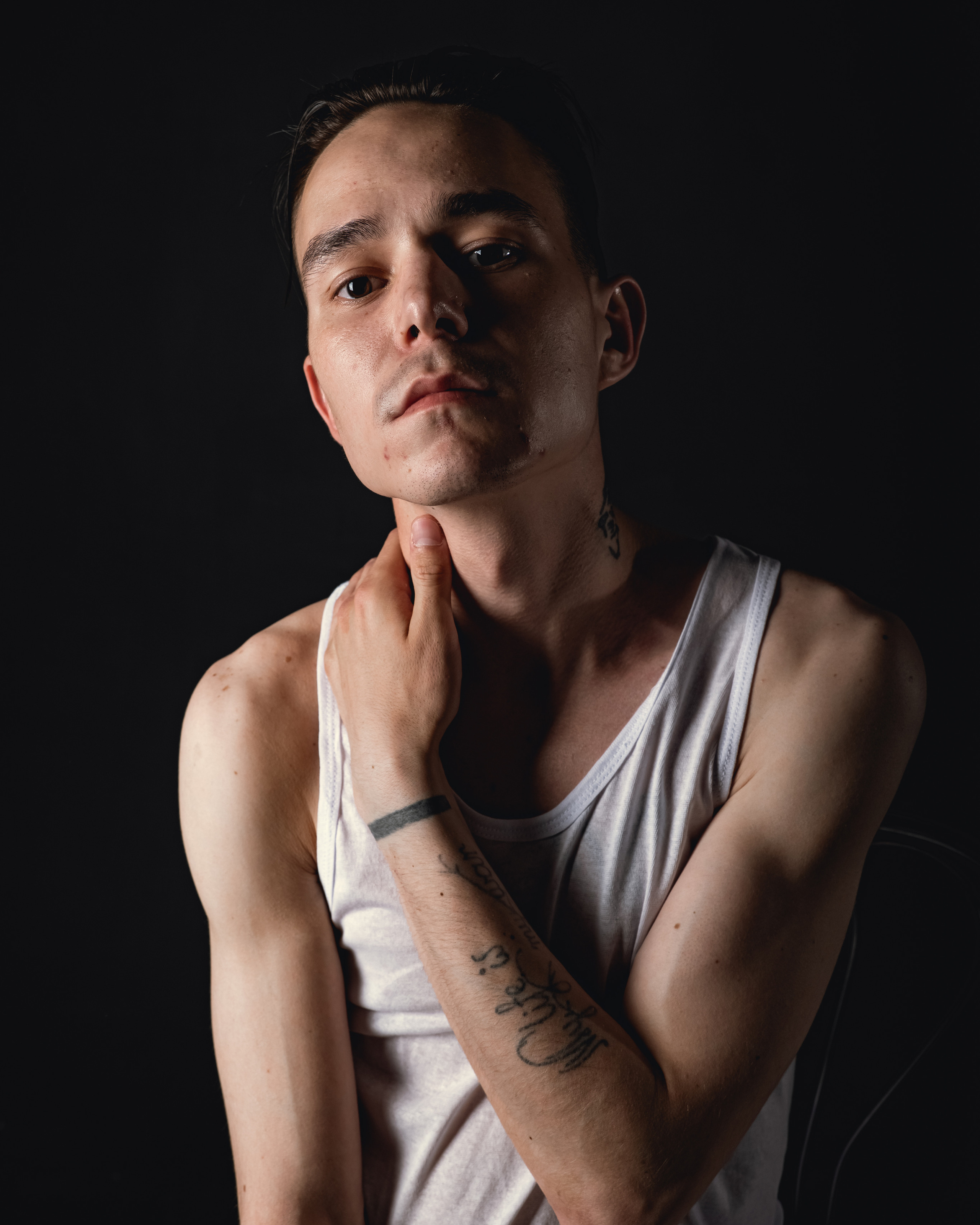 Егор. Контент съемка в черной циклораме