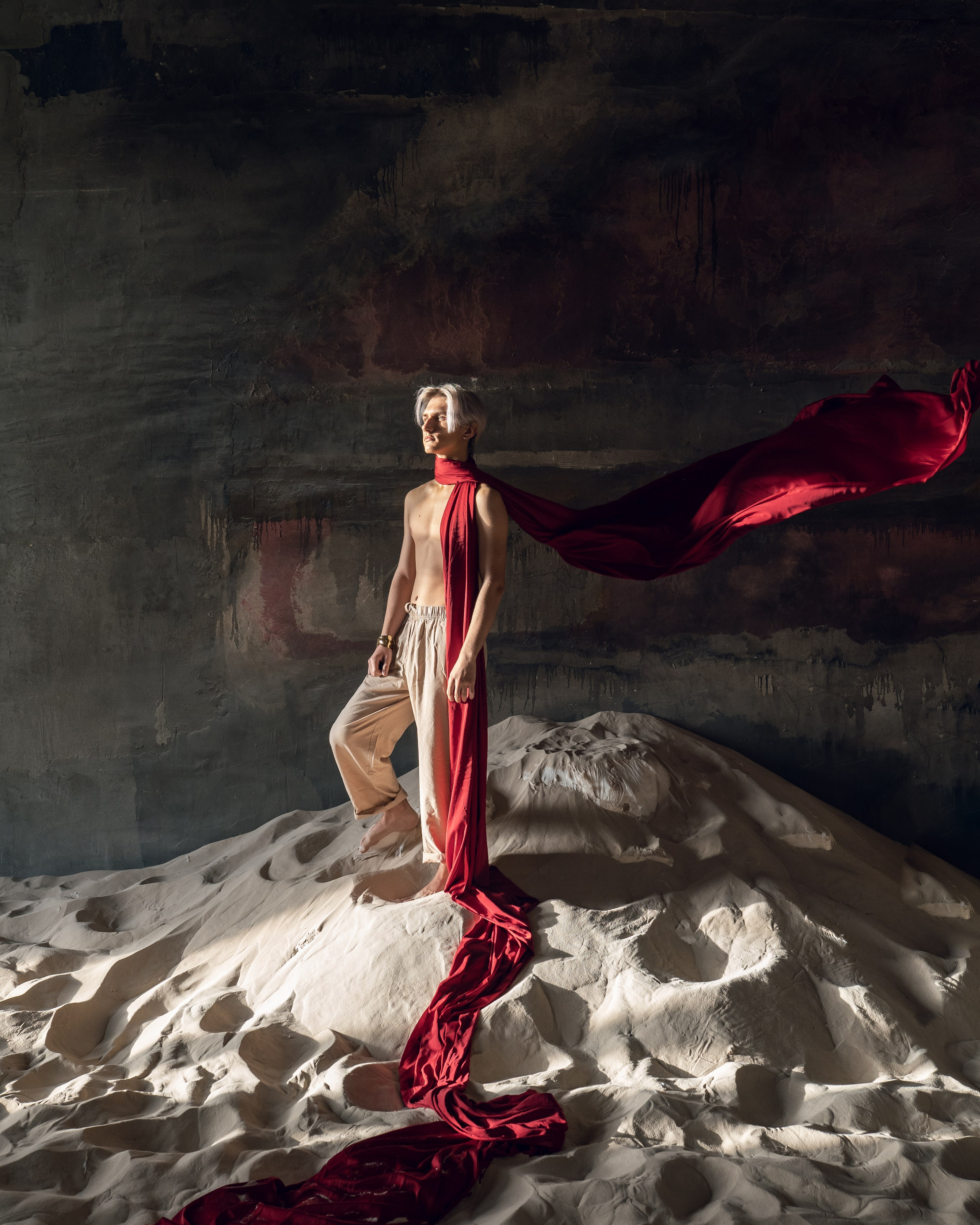 Крас в песке