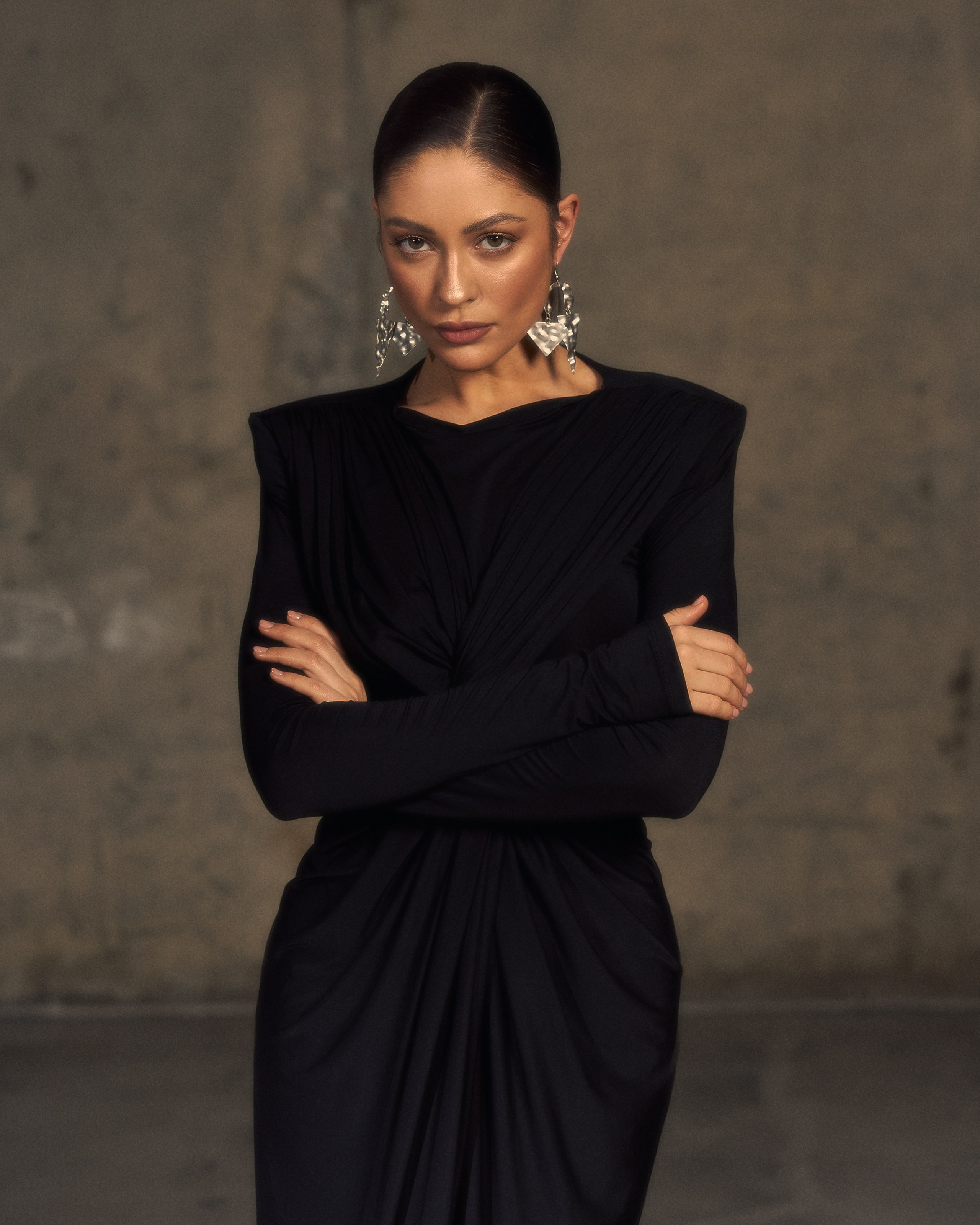 ESMIRA USDABAEVA| LOOKBOOK