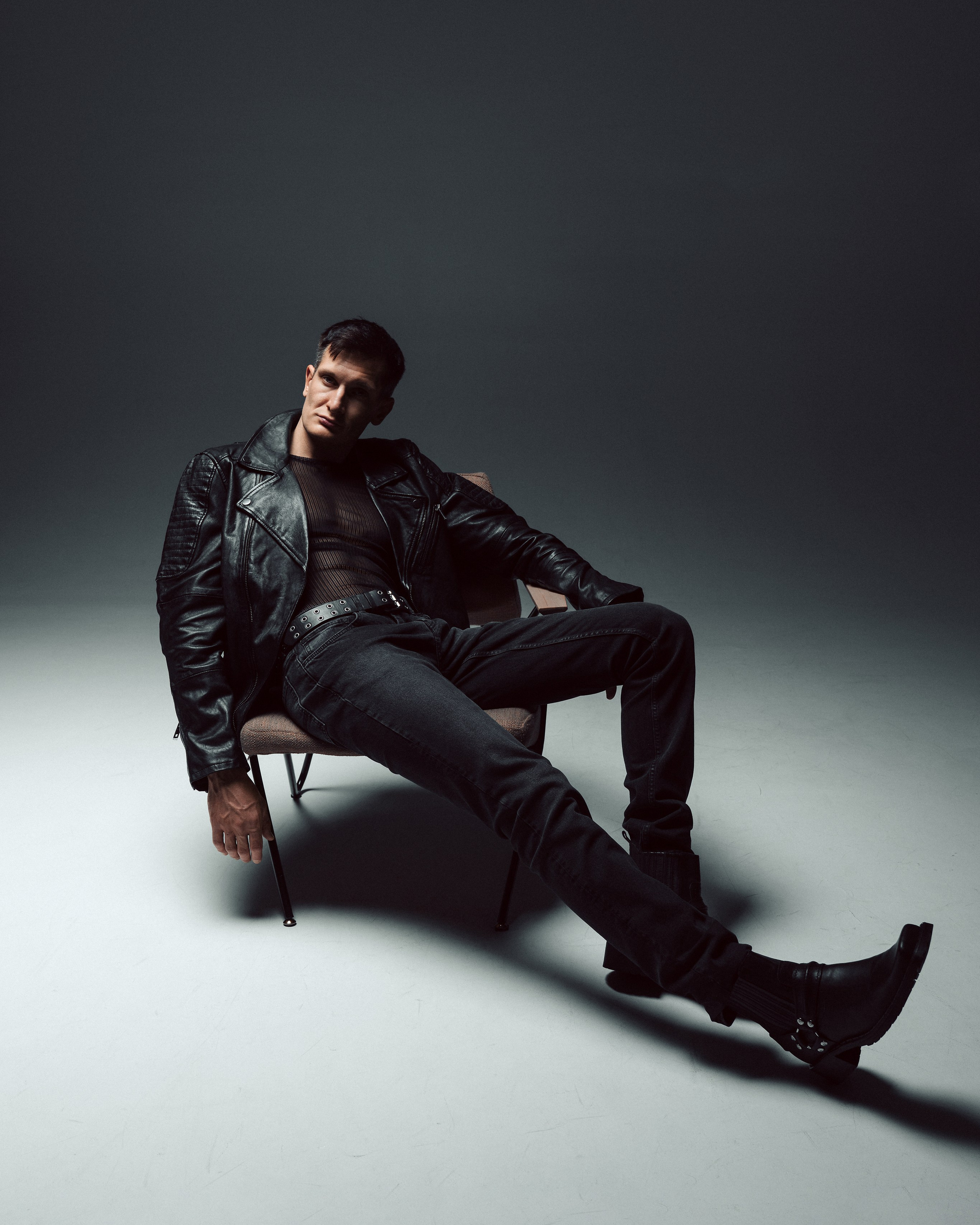 Студийная съёмка для Антона