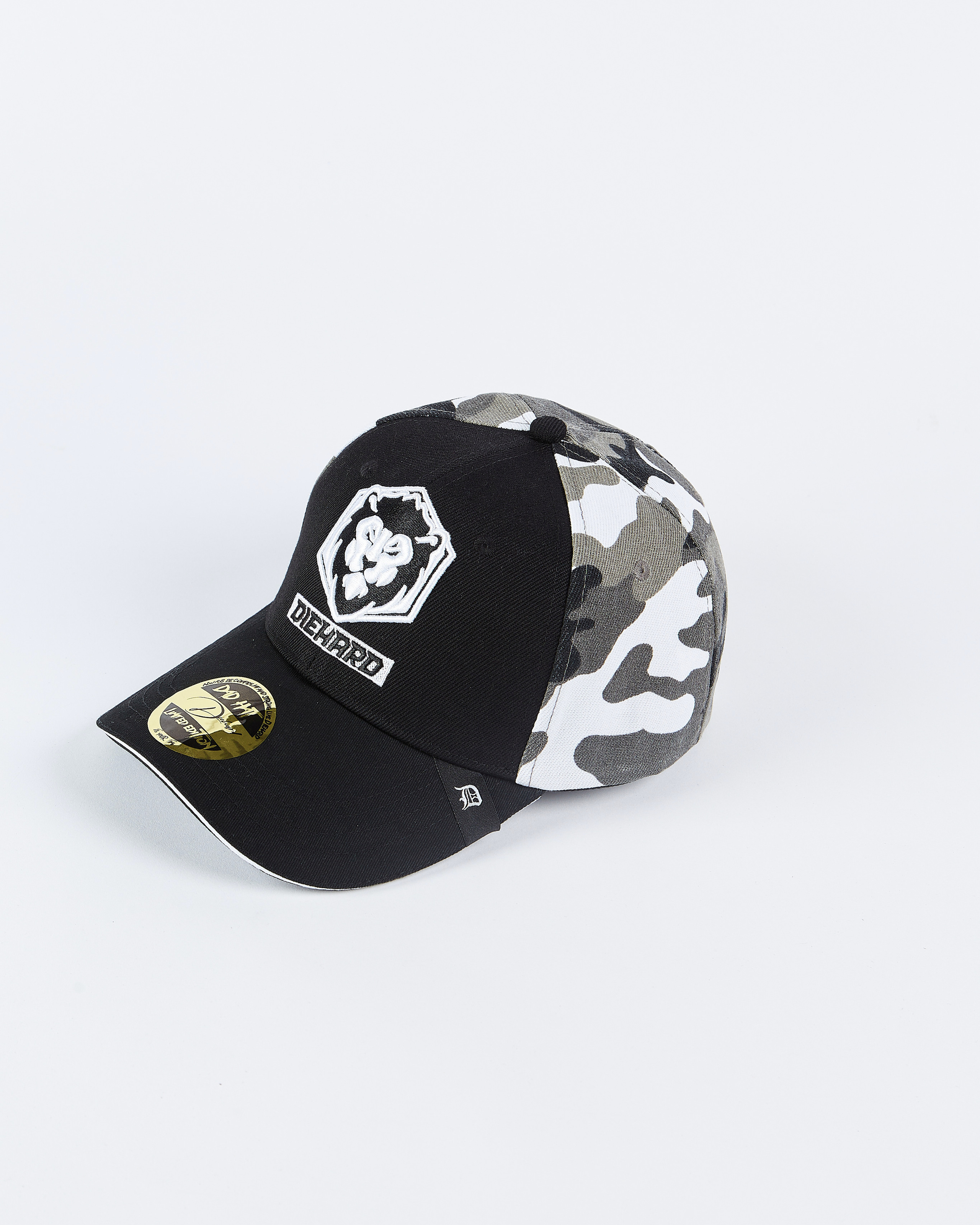 Кепки. Съемка для Маркетплейсов